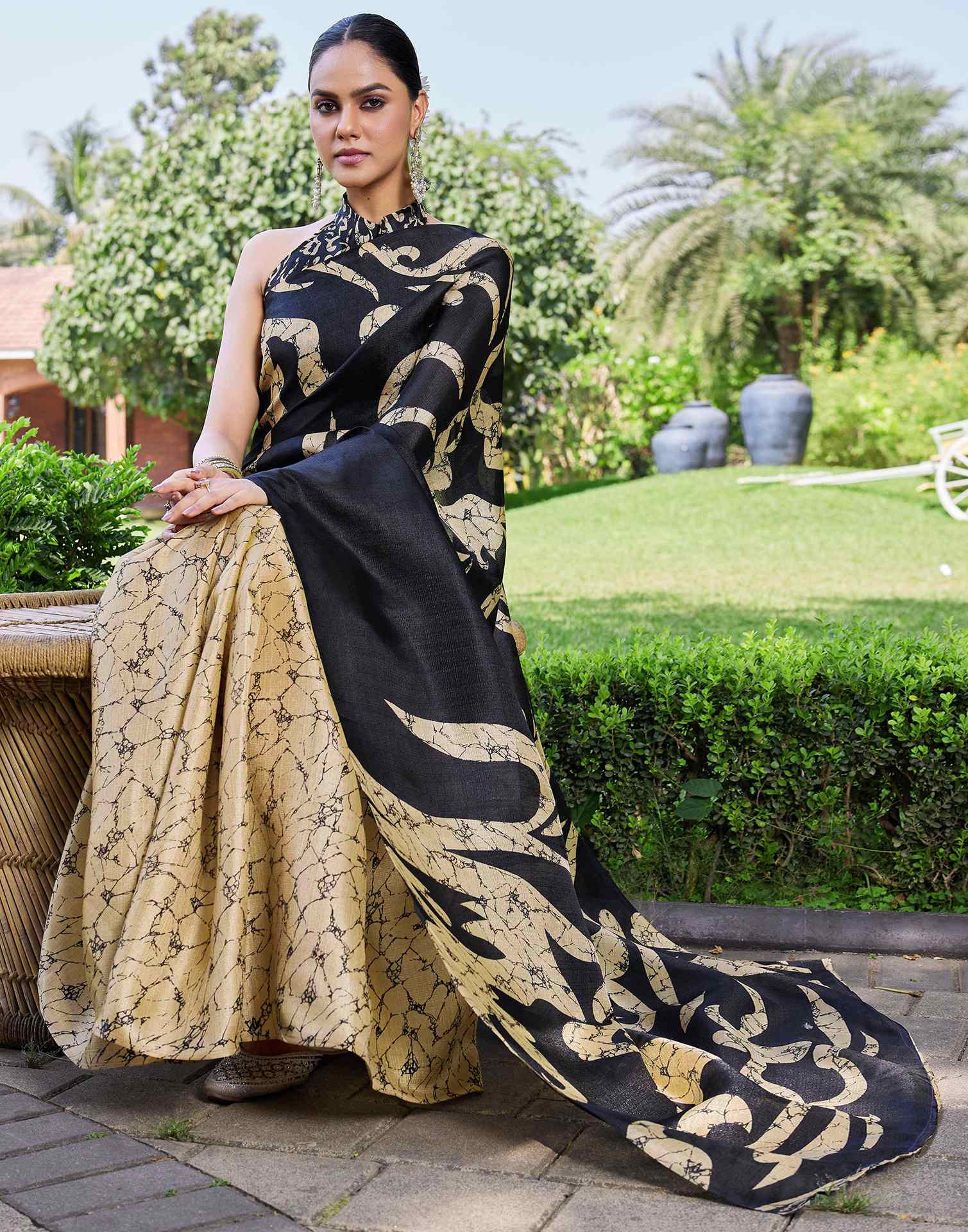 Beige Cotton Printed Saree