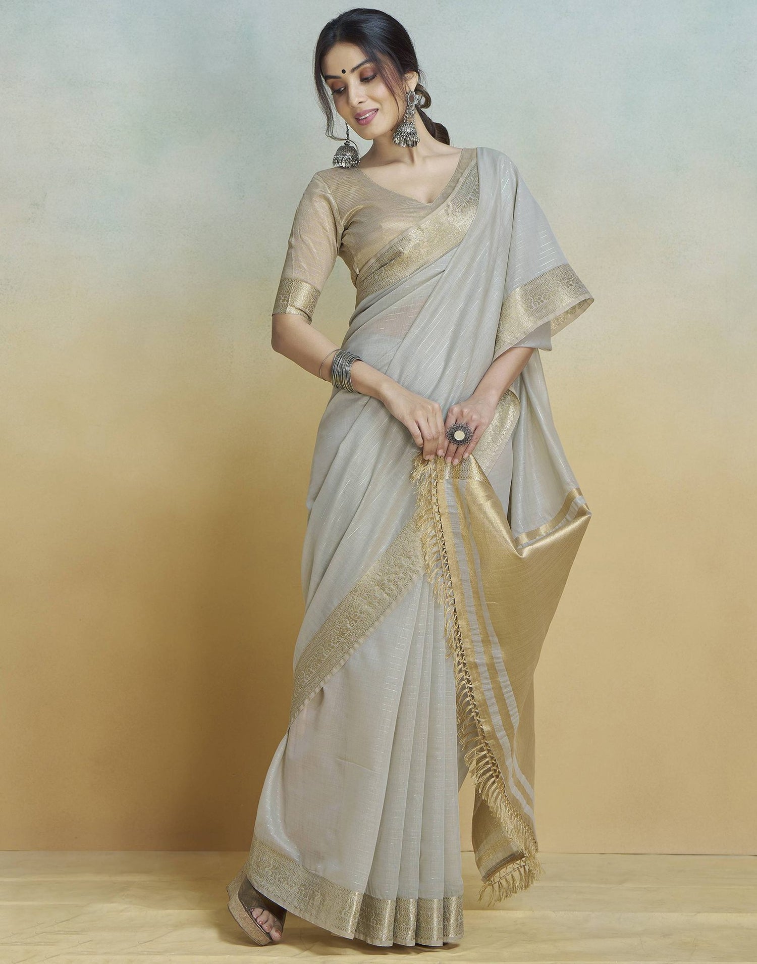 Grey Cotton Woven Saree