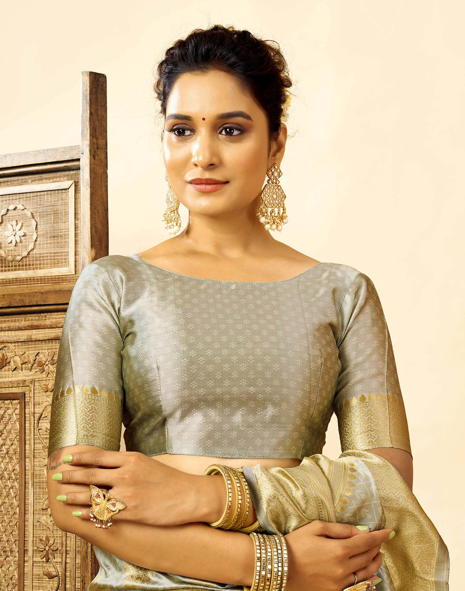Grey Silk Woven Banarasi Saree