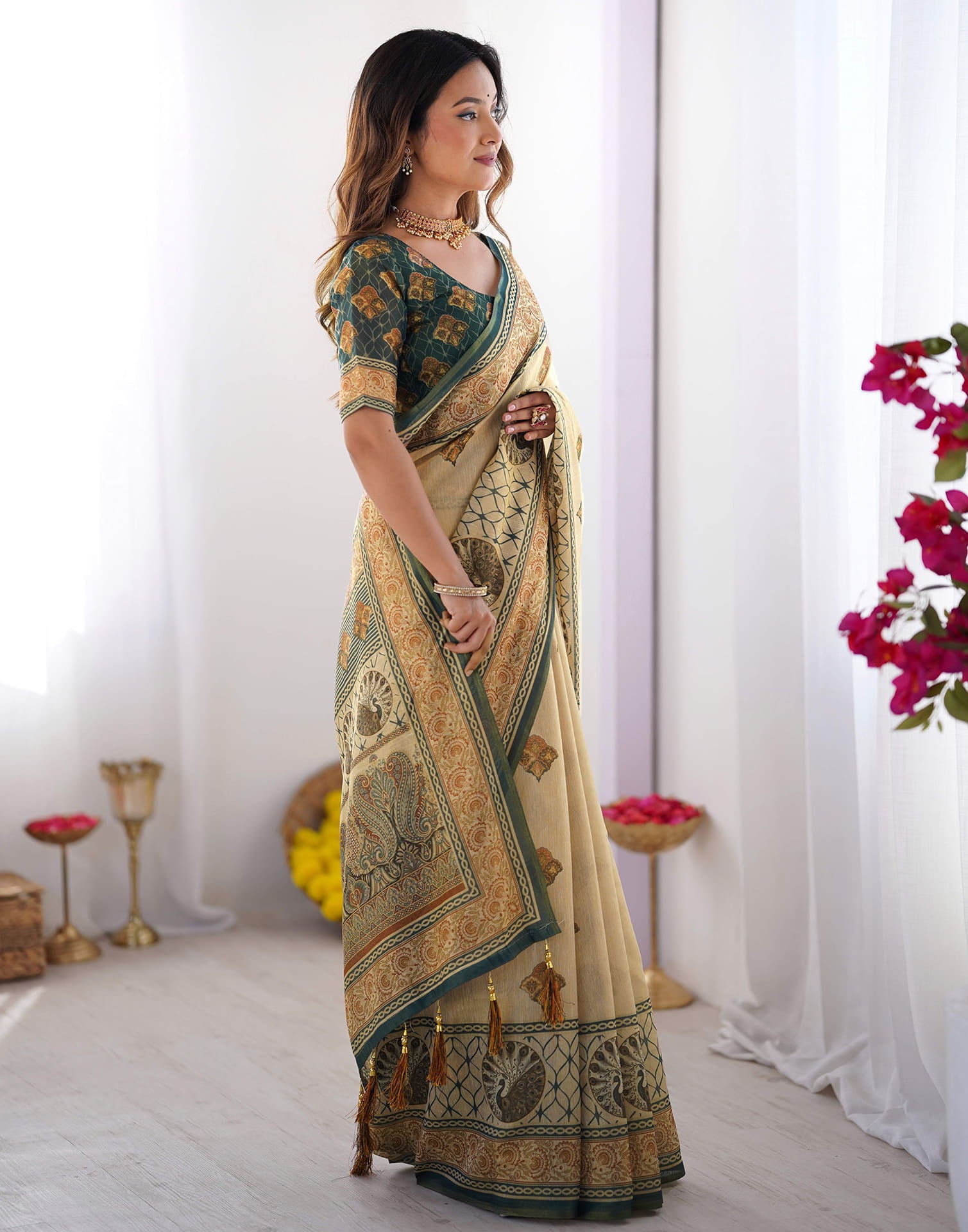 Light Beige Linen Printed Saree
