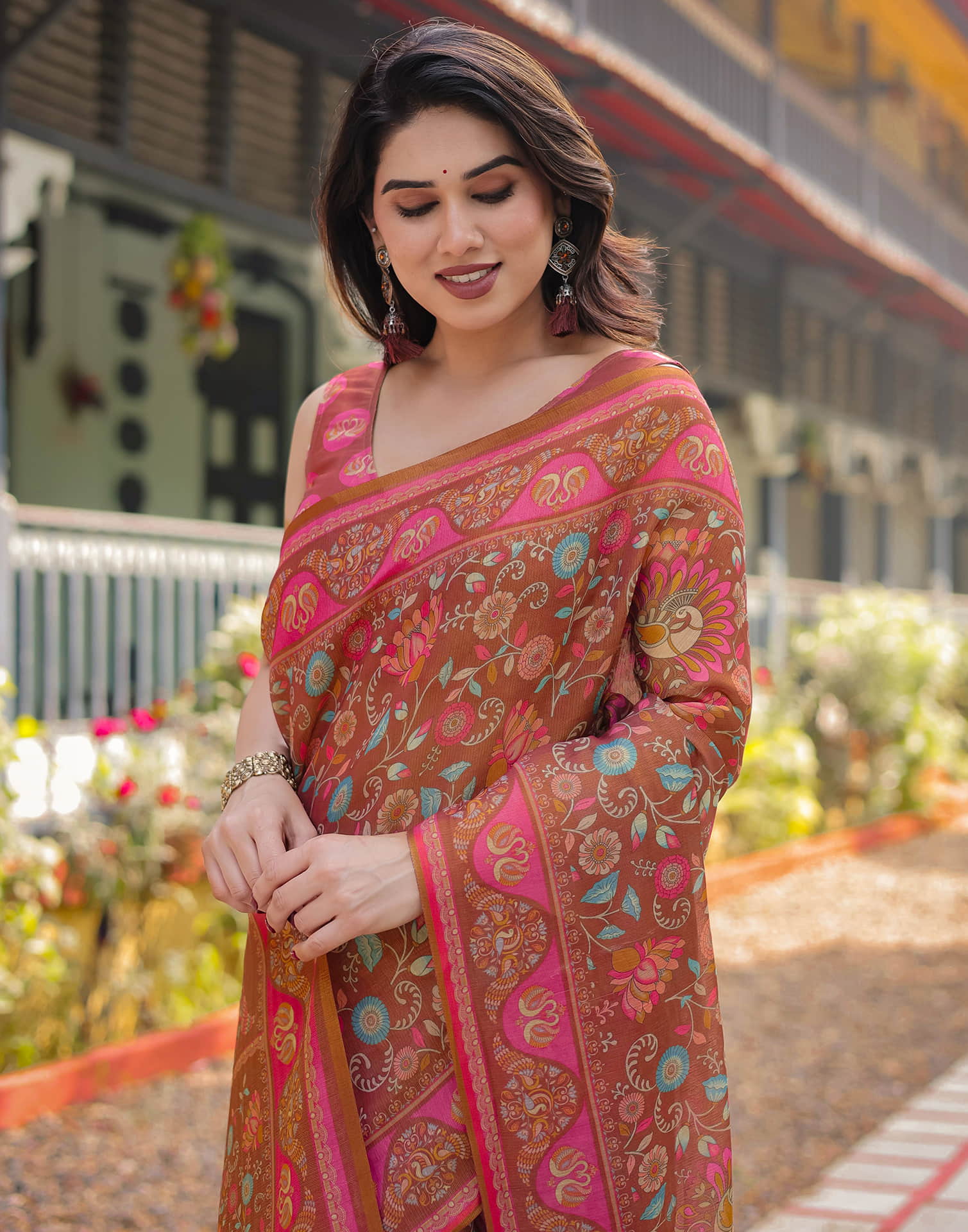 Brown Linen Floral Printed Saree