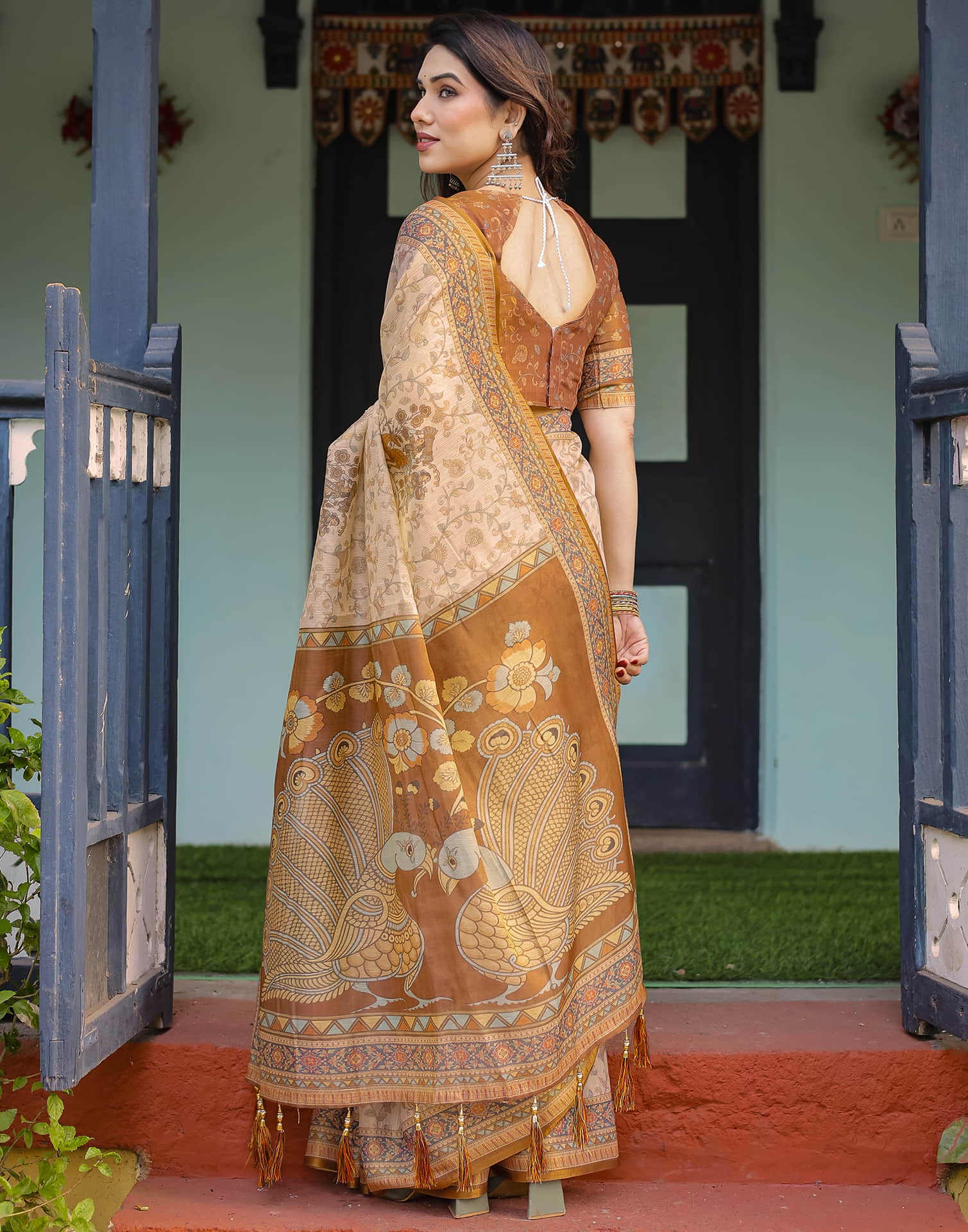 Light Beige Linen Floral Printed Saree