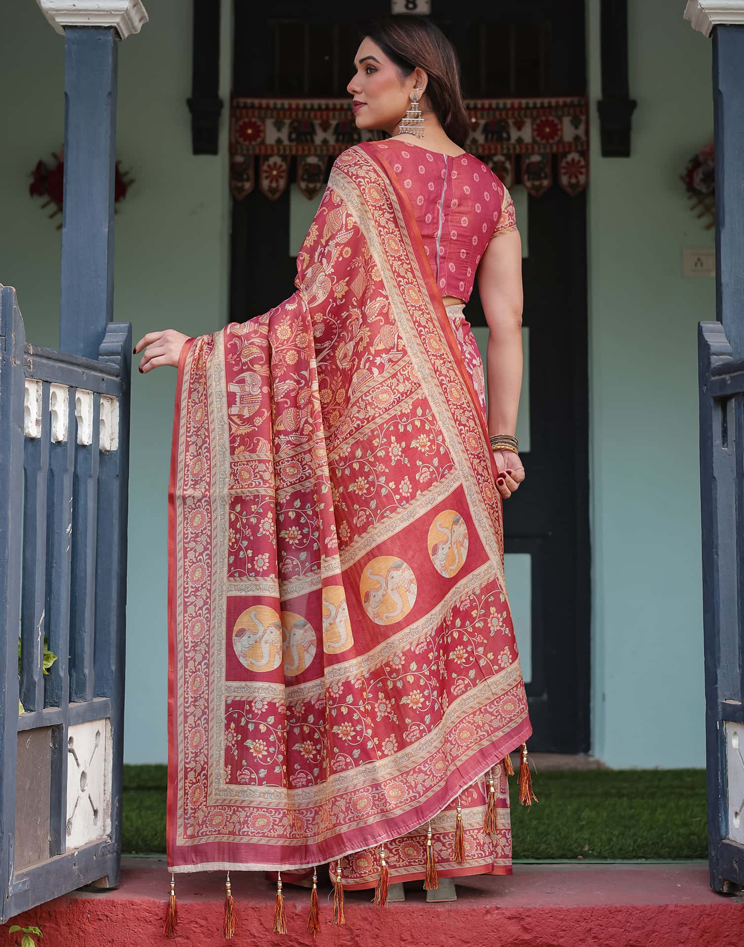 Dark Pink Linen Printed Saree