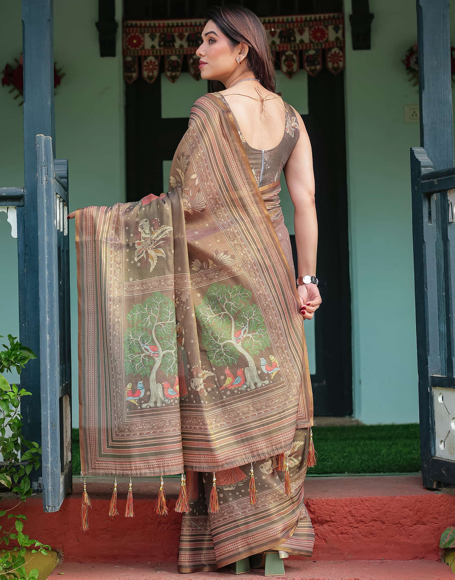 Dark Grey Linen Printed Saree