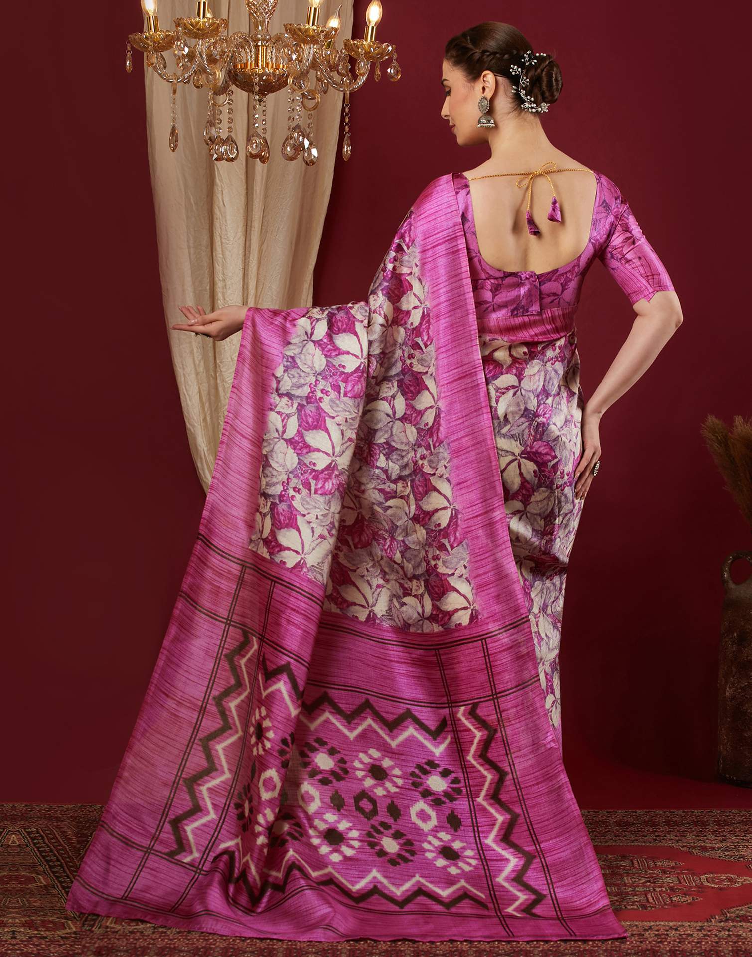 Dark Pink Cotton Blend Floral Printed Saree