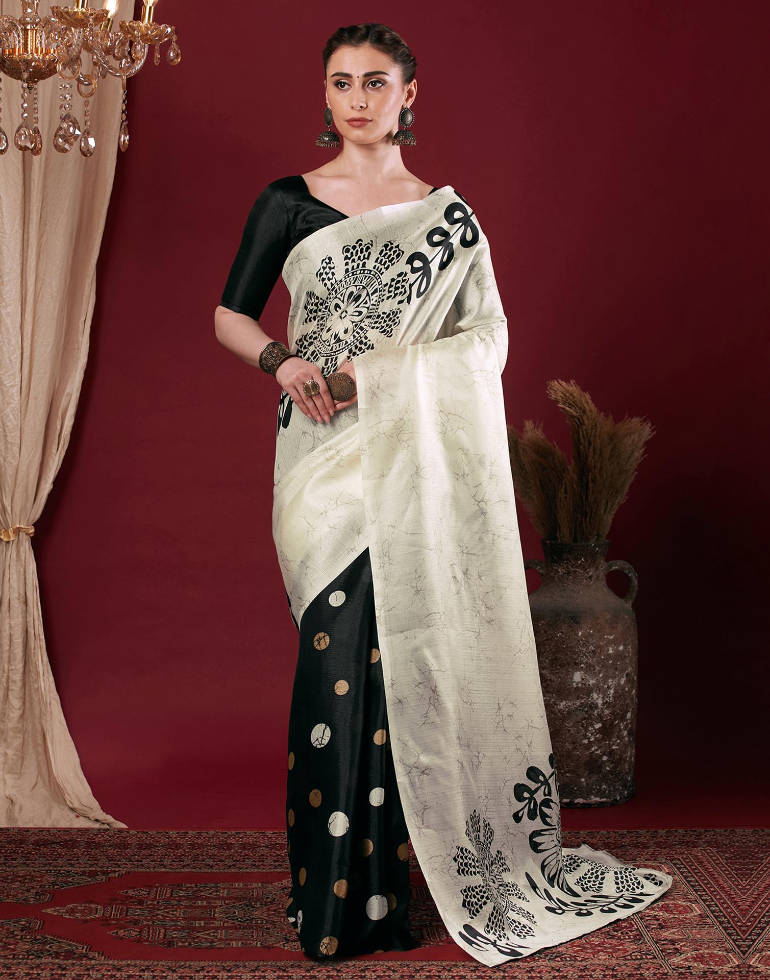 White Cotton Blend Floral Printed Saree