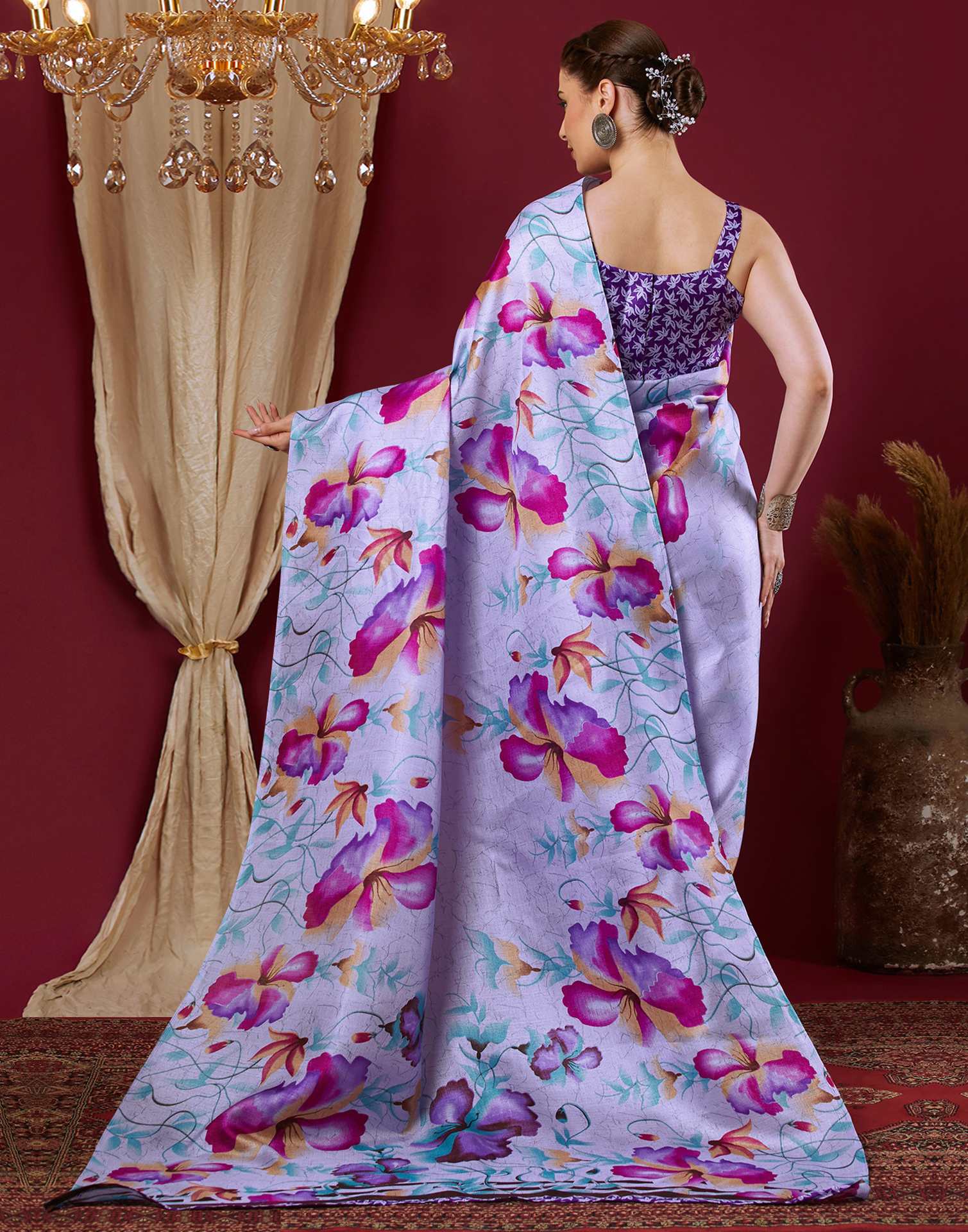 Light Lavender Cotton Blend Floral Printed Saree