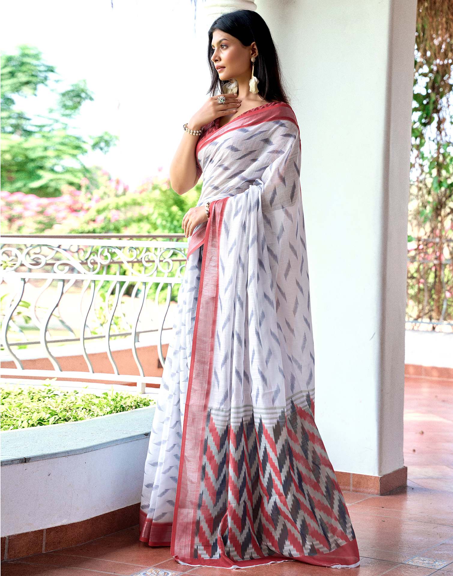 White Linen Ikkat Printed Saree