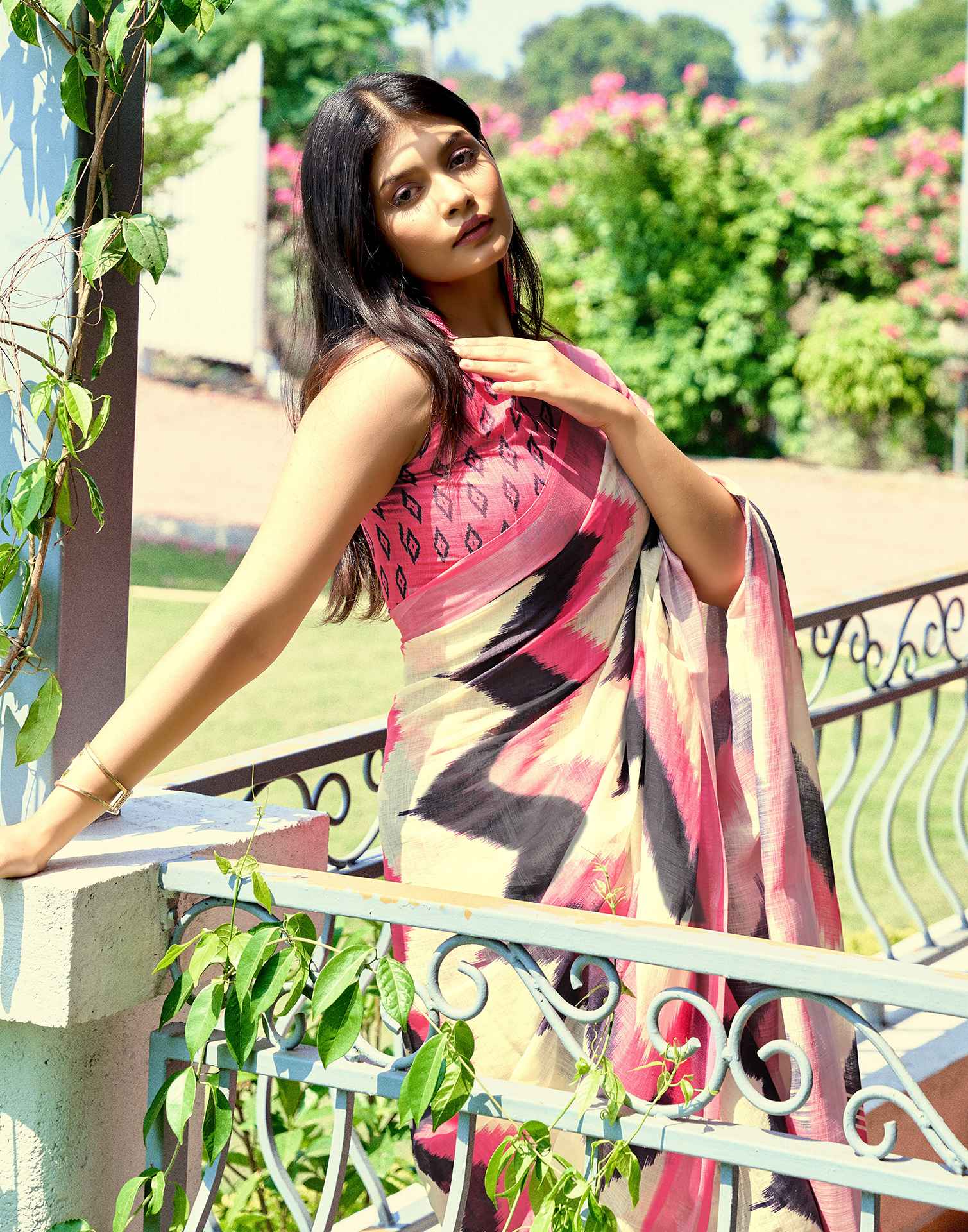 Off White Linen Ikkat Printed Saree