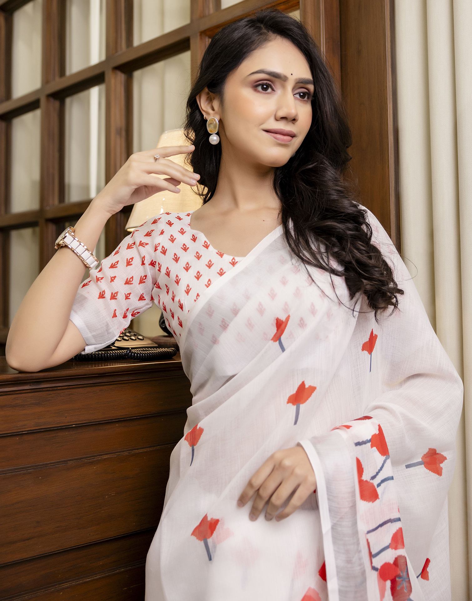 White Linen Floral Printed Saree