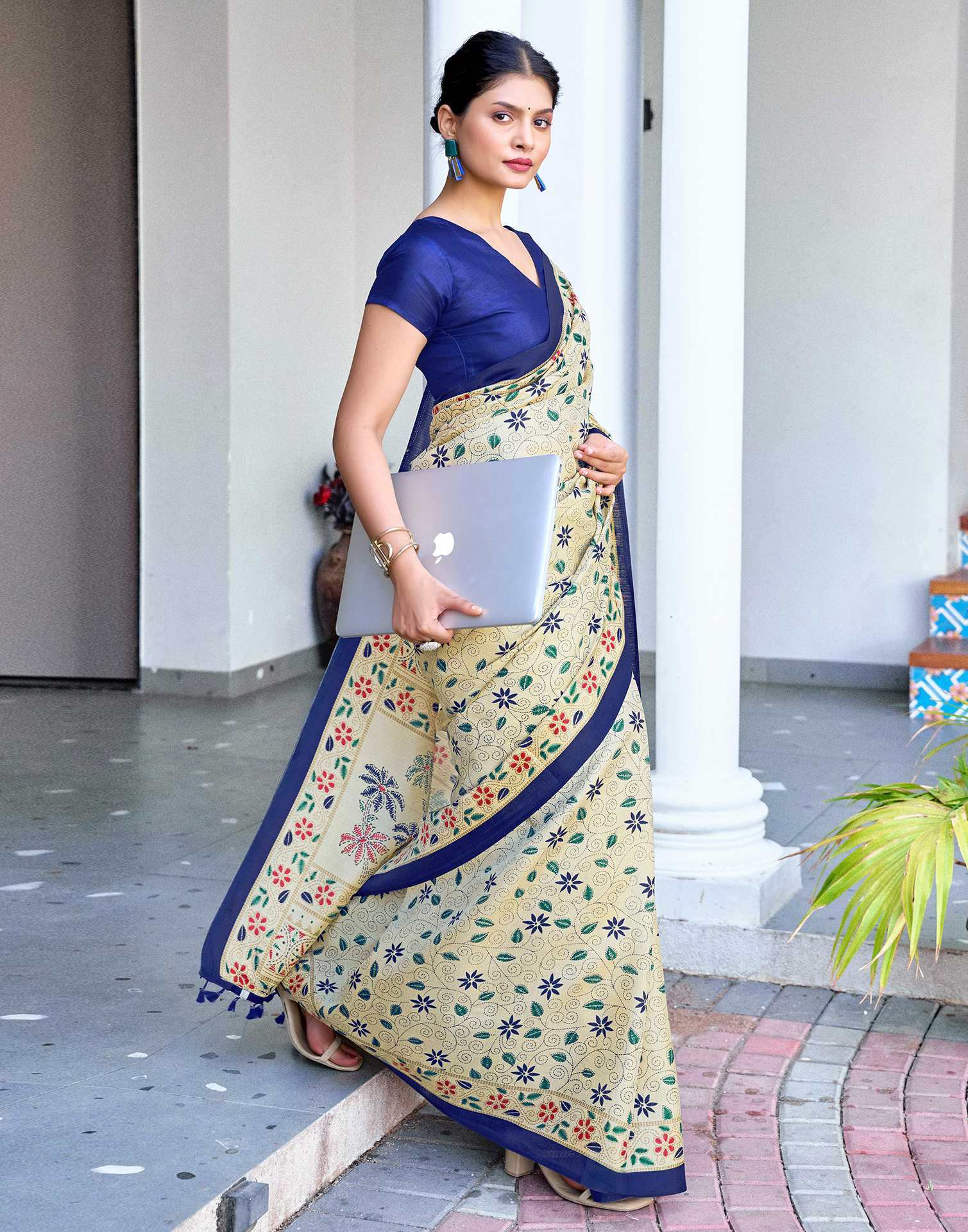 Beige Cotton Blend Printed Saree
