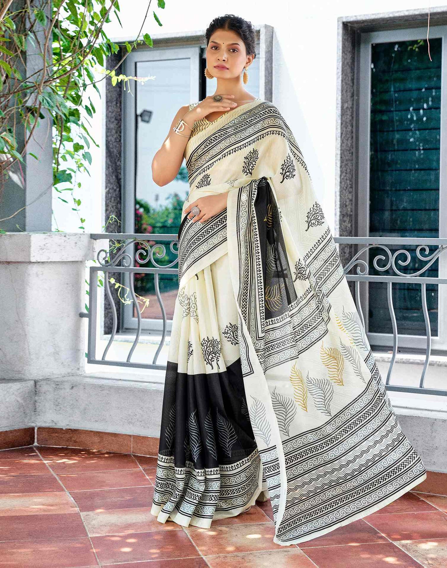 Off White Cotton Blend Printed Saree