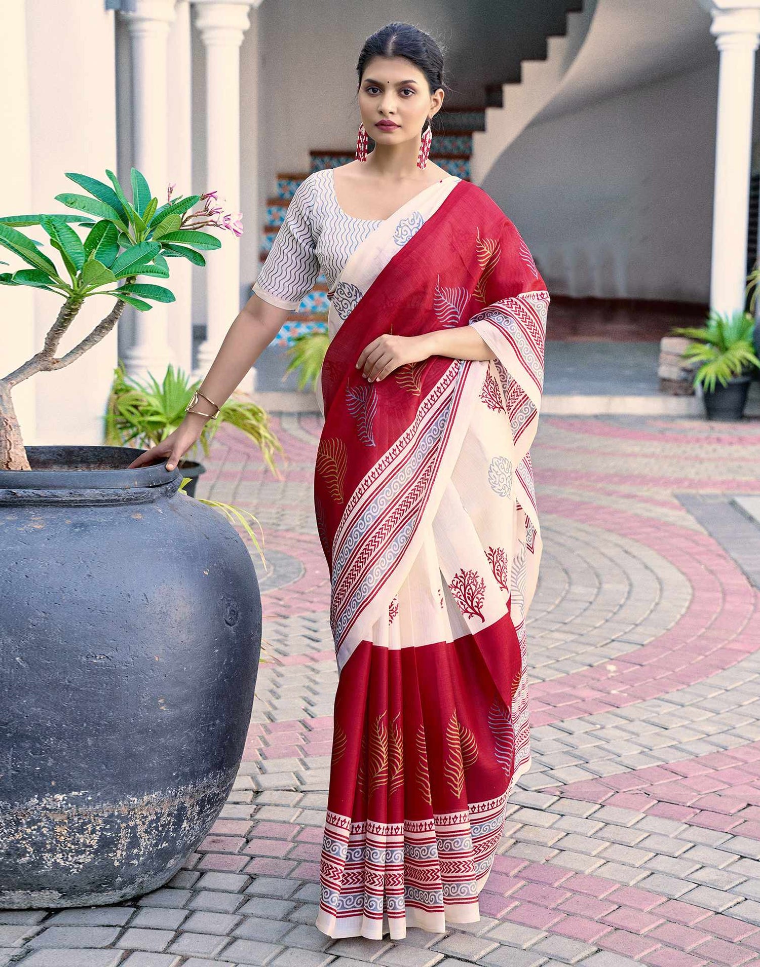 Off White Cotton Blend Printed Saree