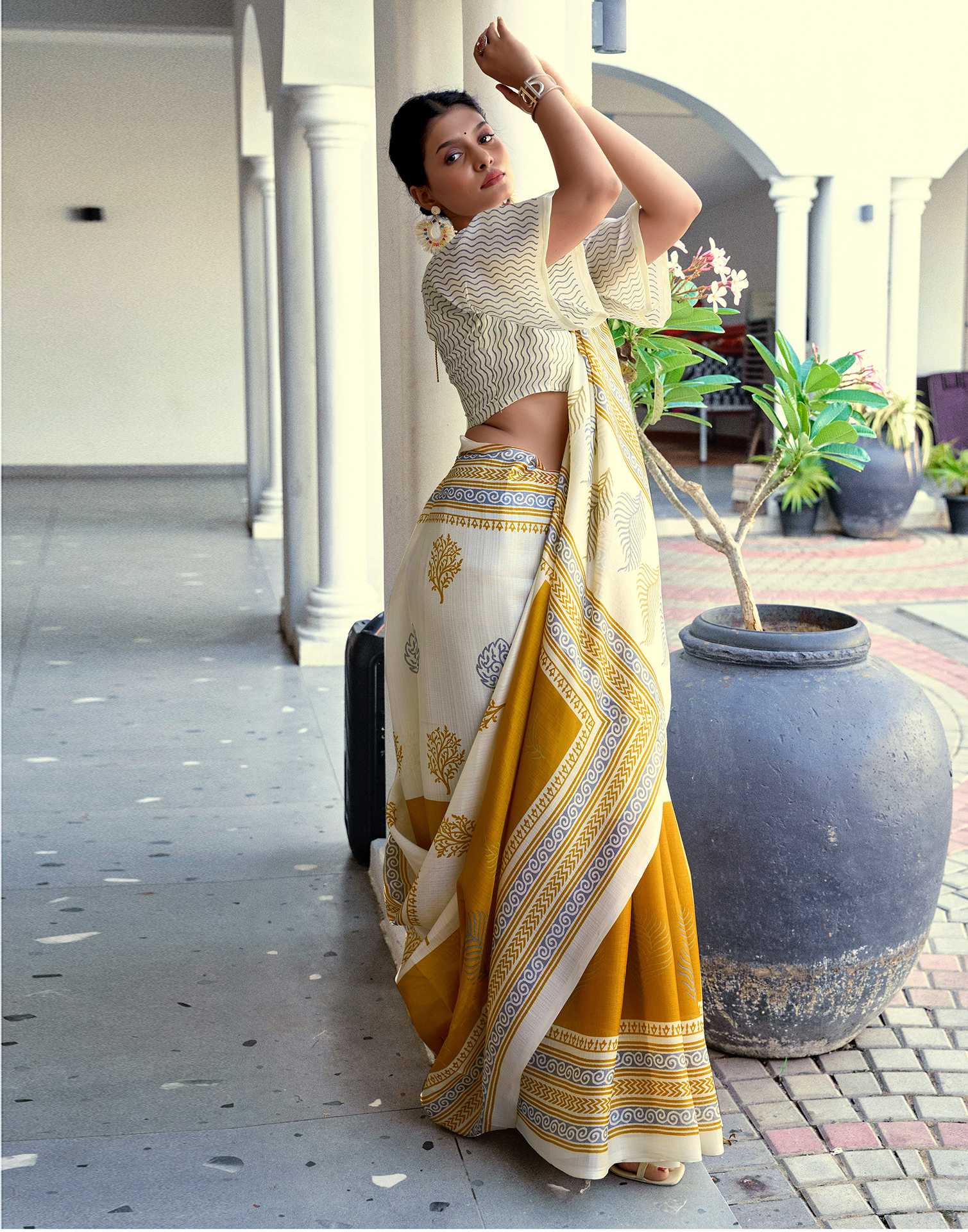 Off White Cotton Blend Printed Saree