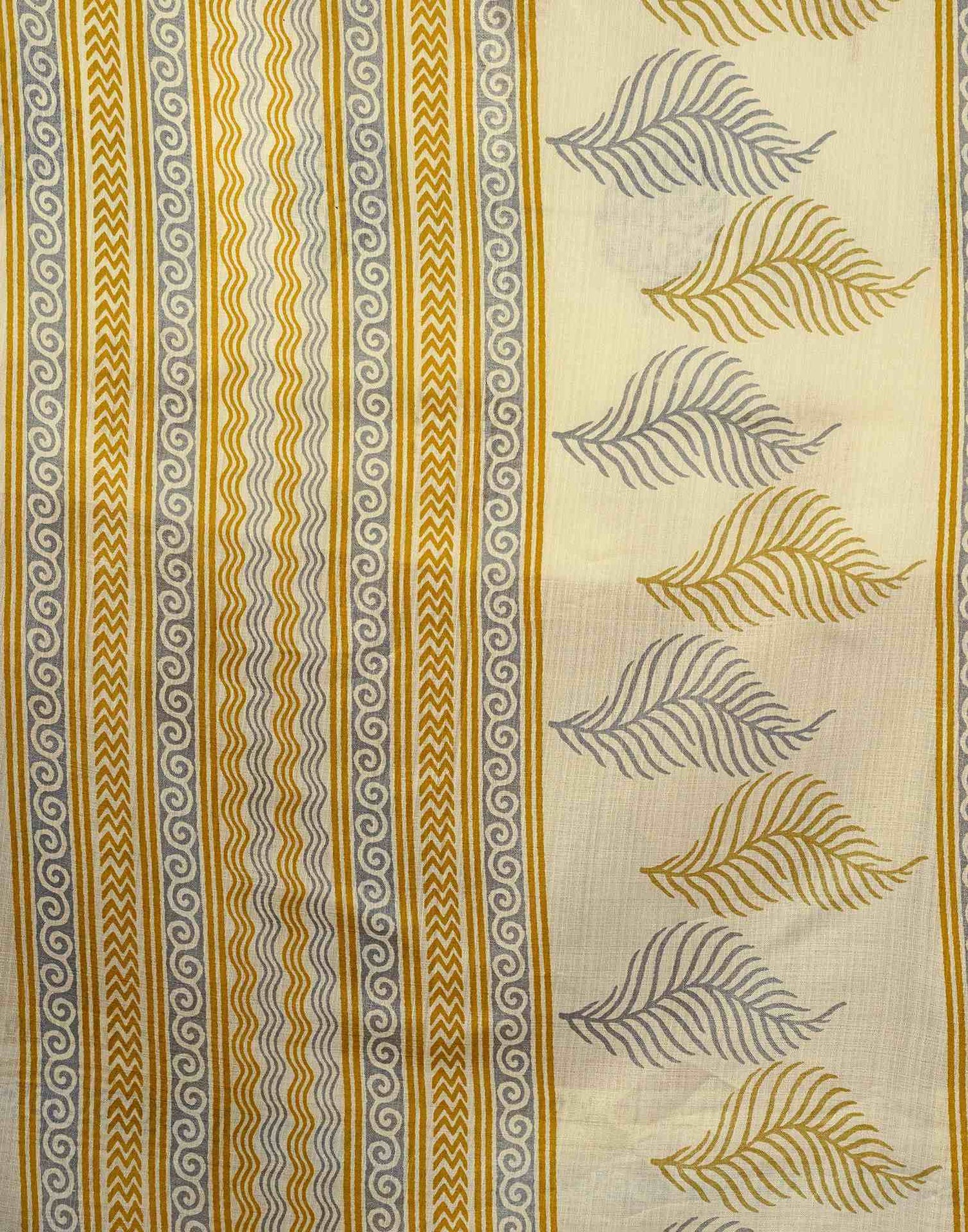 Off White Cotton Blend Printed Saree