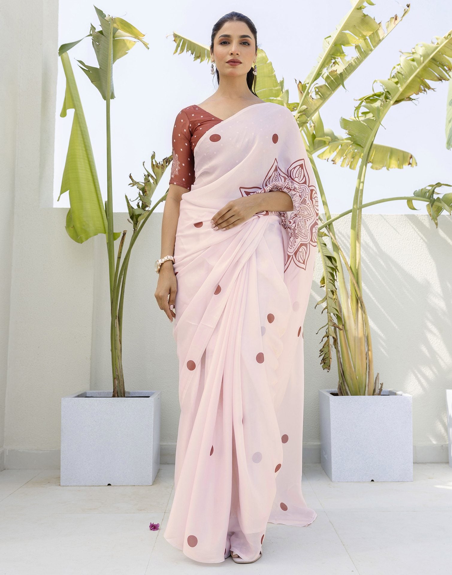 Handsfree Off White Satin Printed Saree