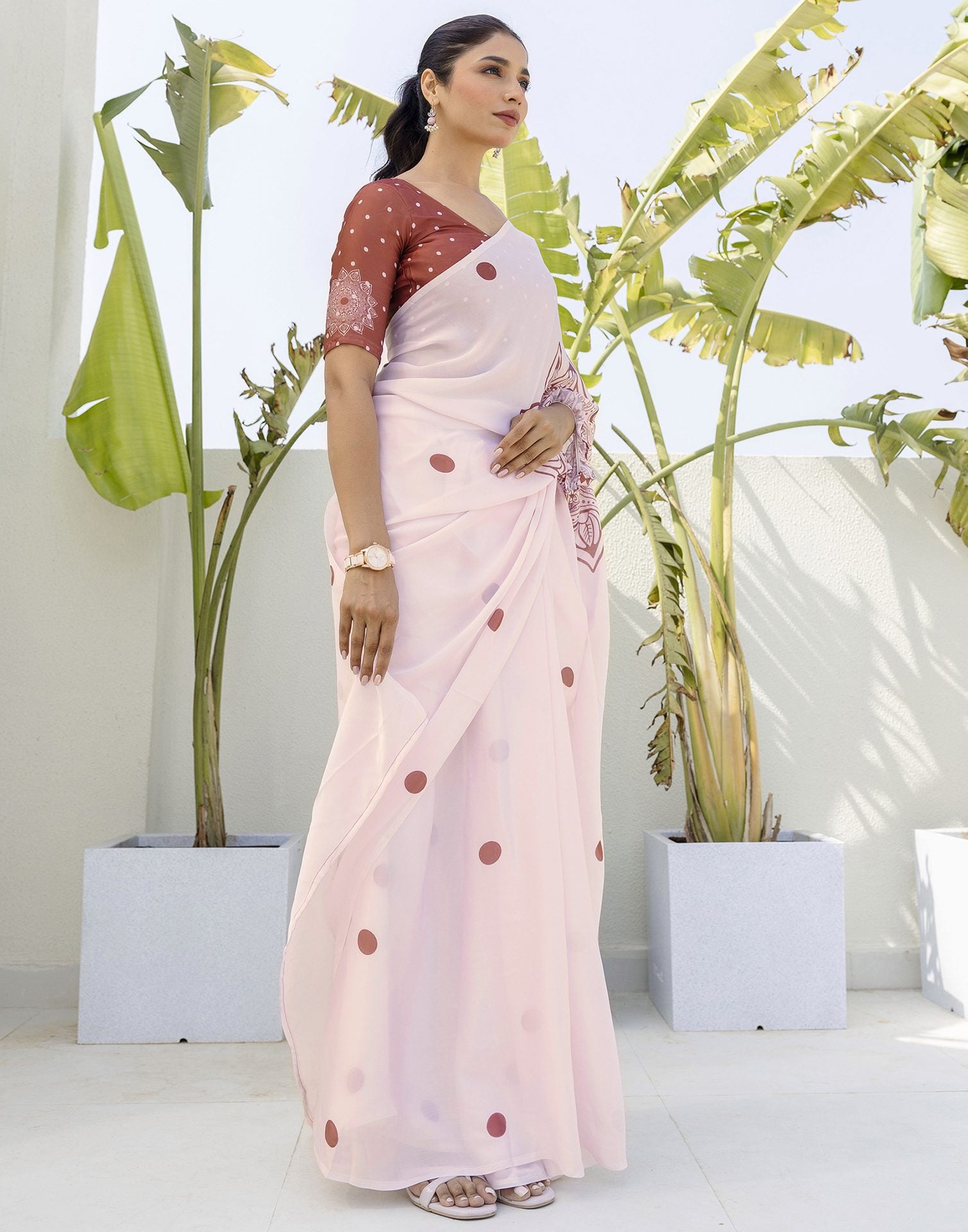 Handsfree Off White Satin Printed Saree