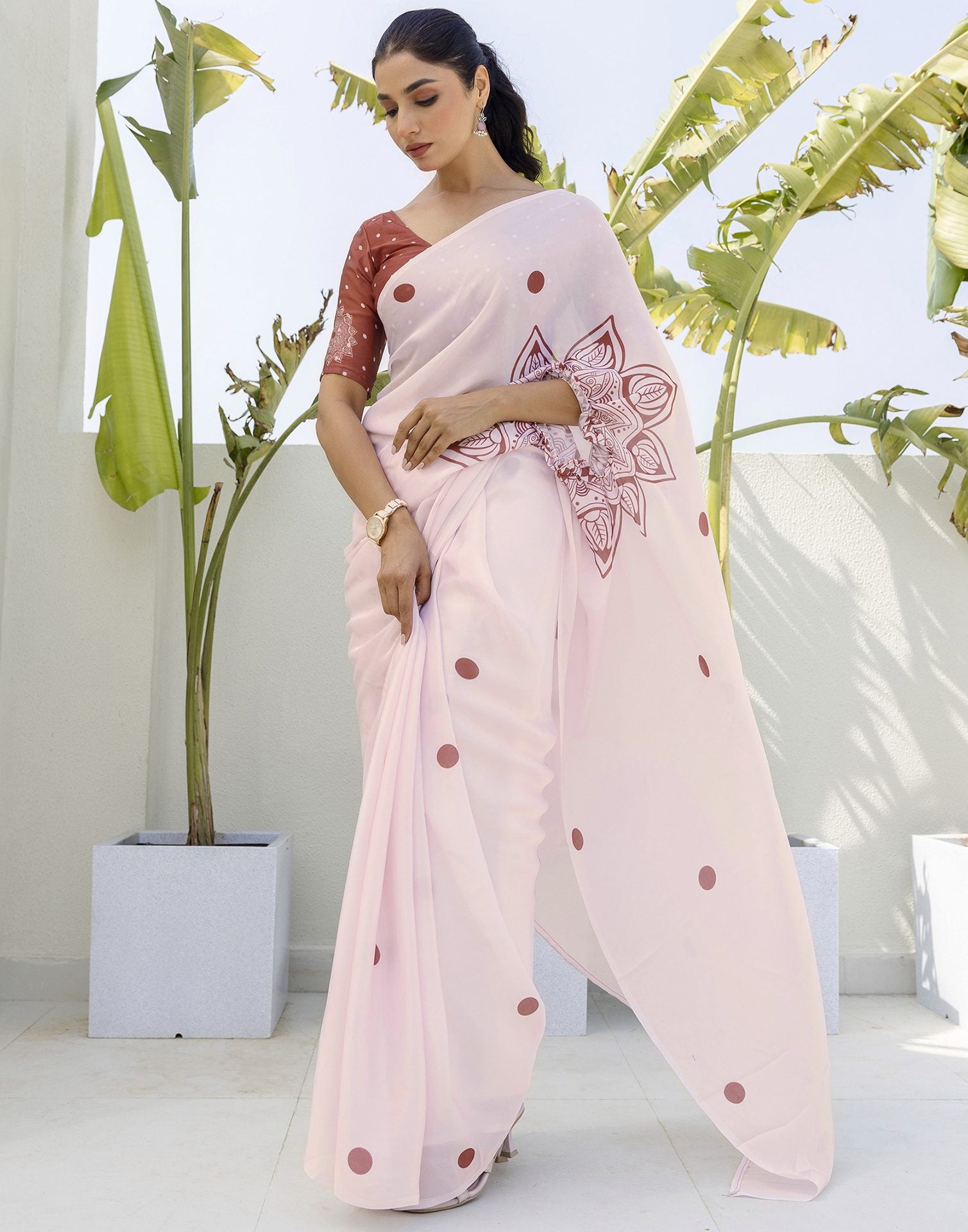 Handsfree Off White Satin Printed Saree