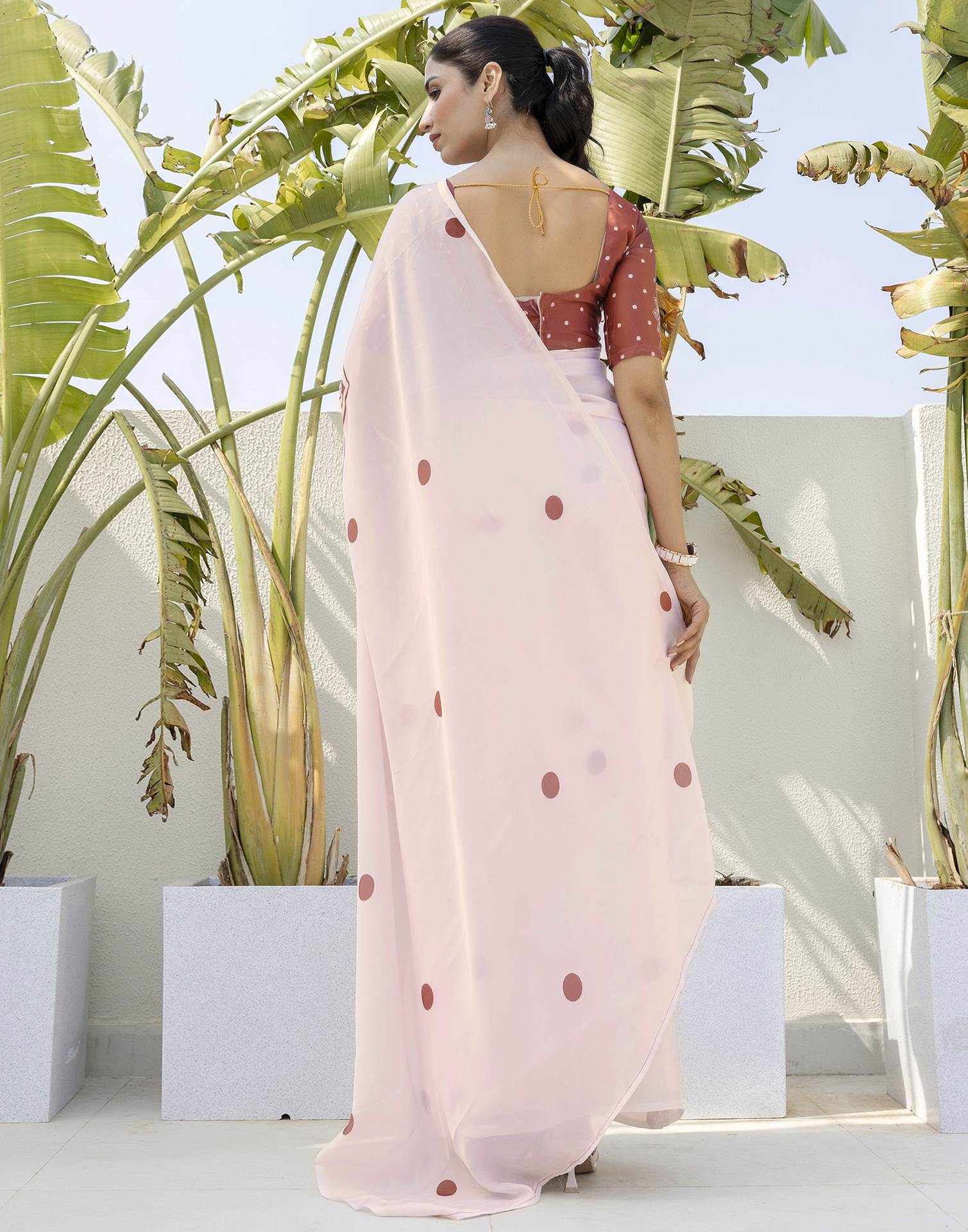 Handsfree Off White Satin Printed Saree