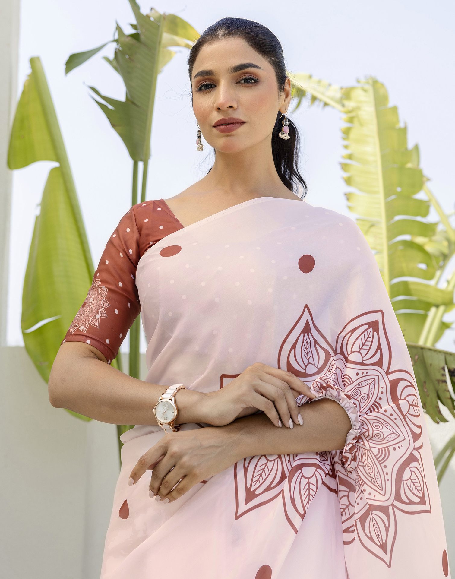 Handsfree Off White Satin Printed Saree