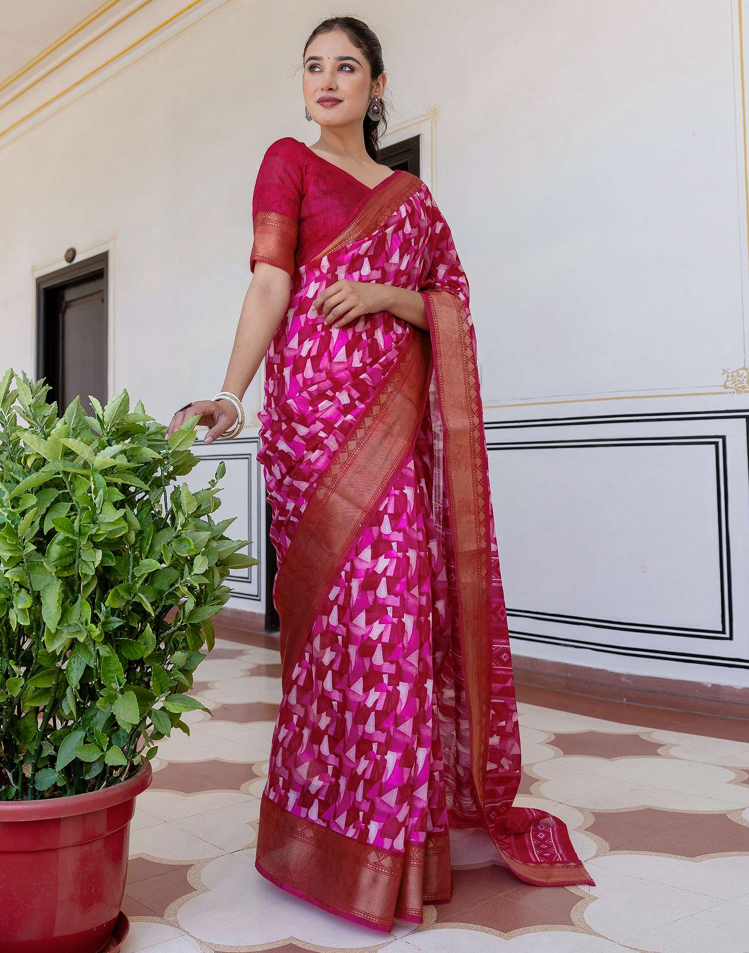 Rani Pink Cotton Blend Printed Saree
