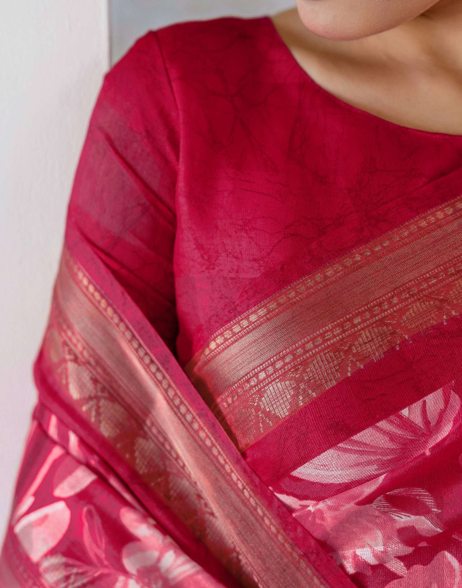 Rani Pink Cotton Blend Floral Printed Saree