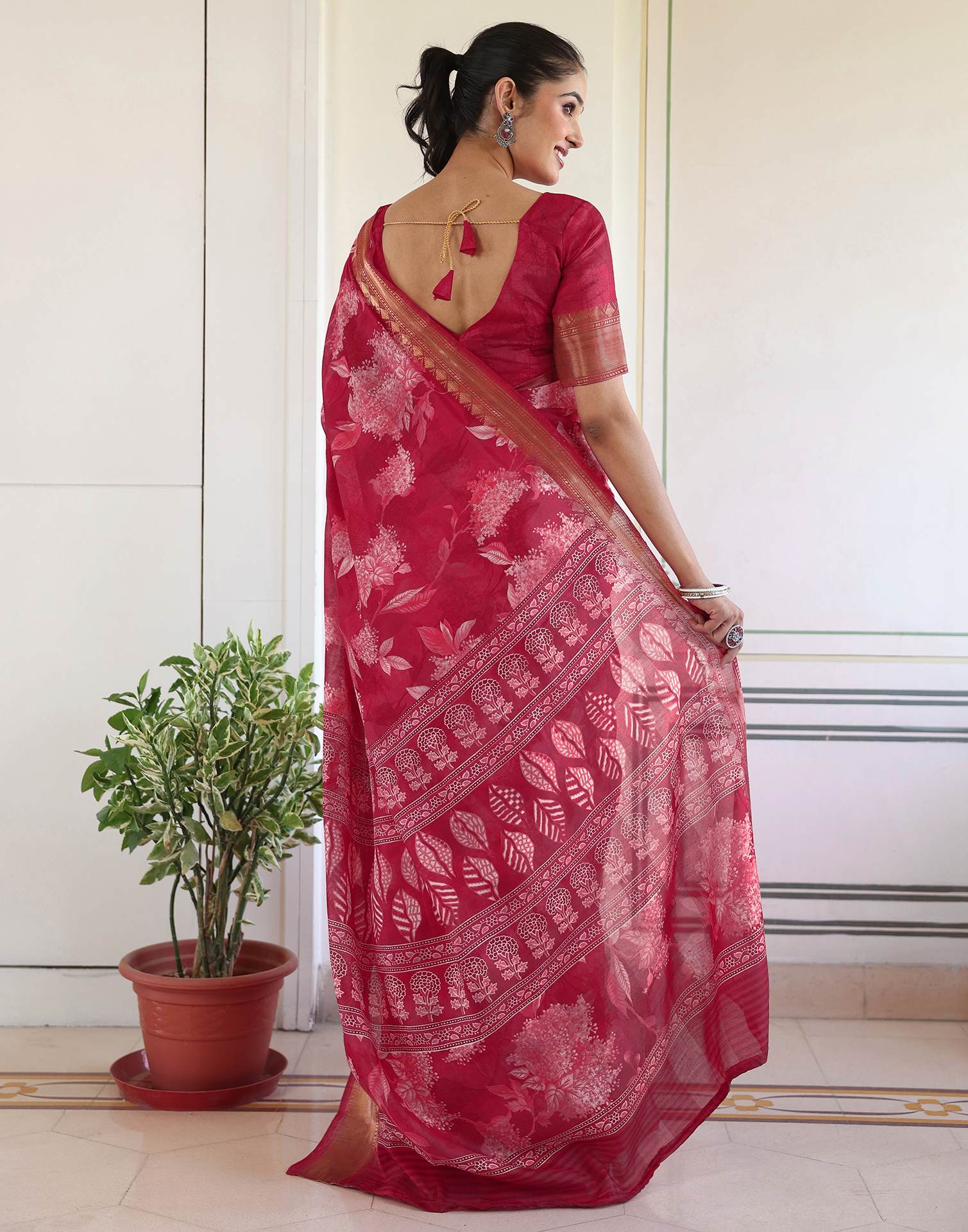 Rani Pink Cotton Blend Floral Printed Saree