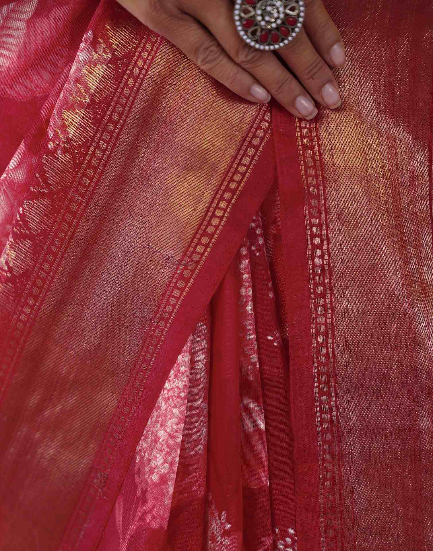 Rani Pink Cotton Blend Floral Printed Saree