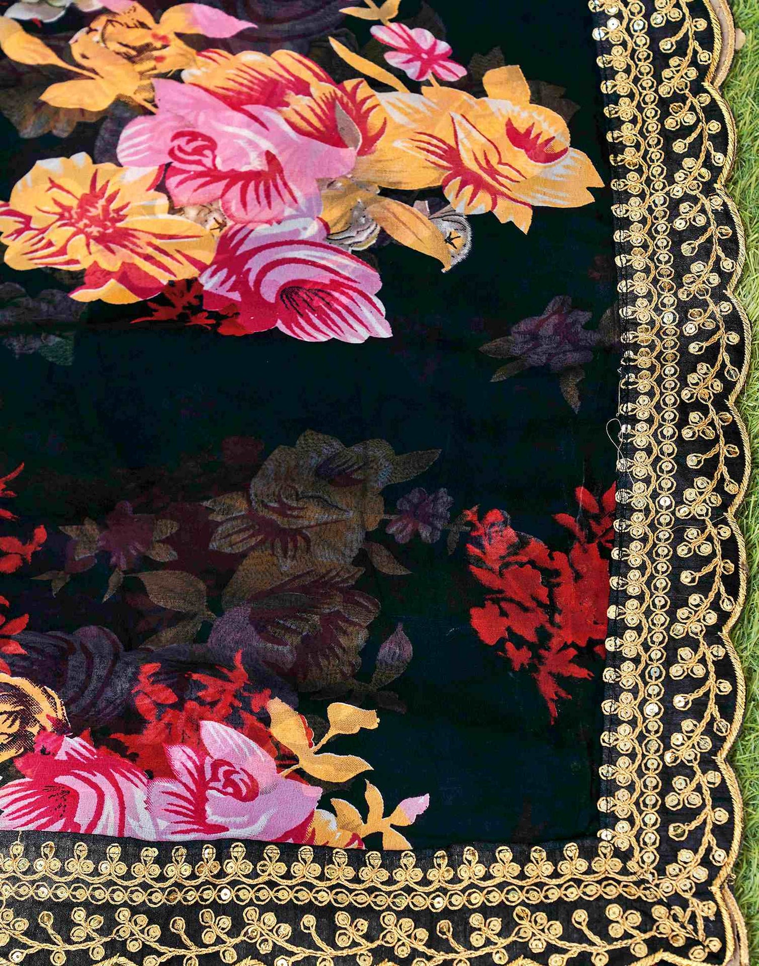Black Georgette Floral Printed  Saree