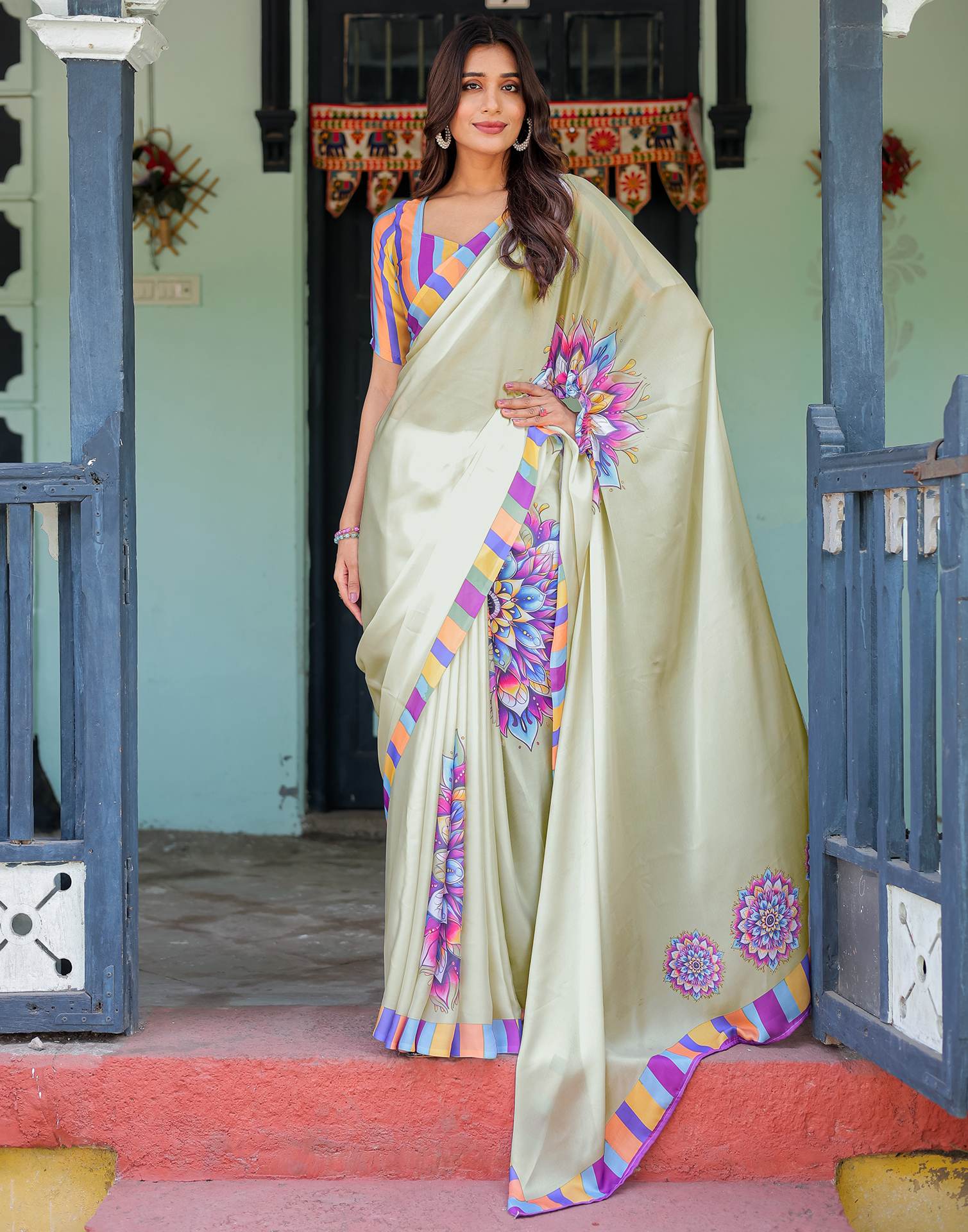 Handsfree Off White Satin Printed Saree