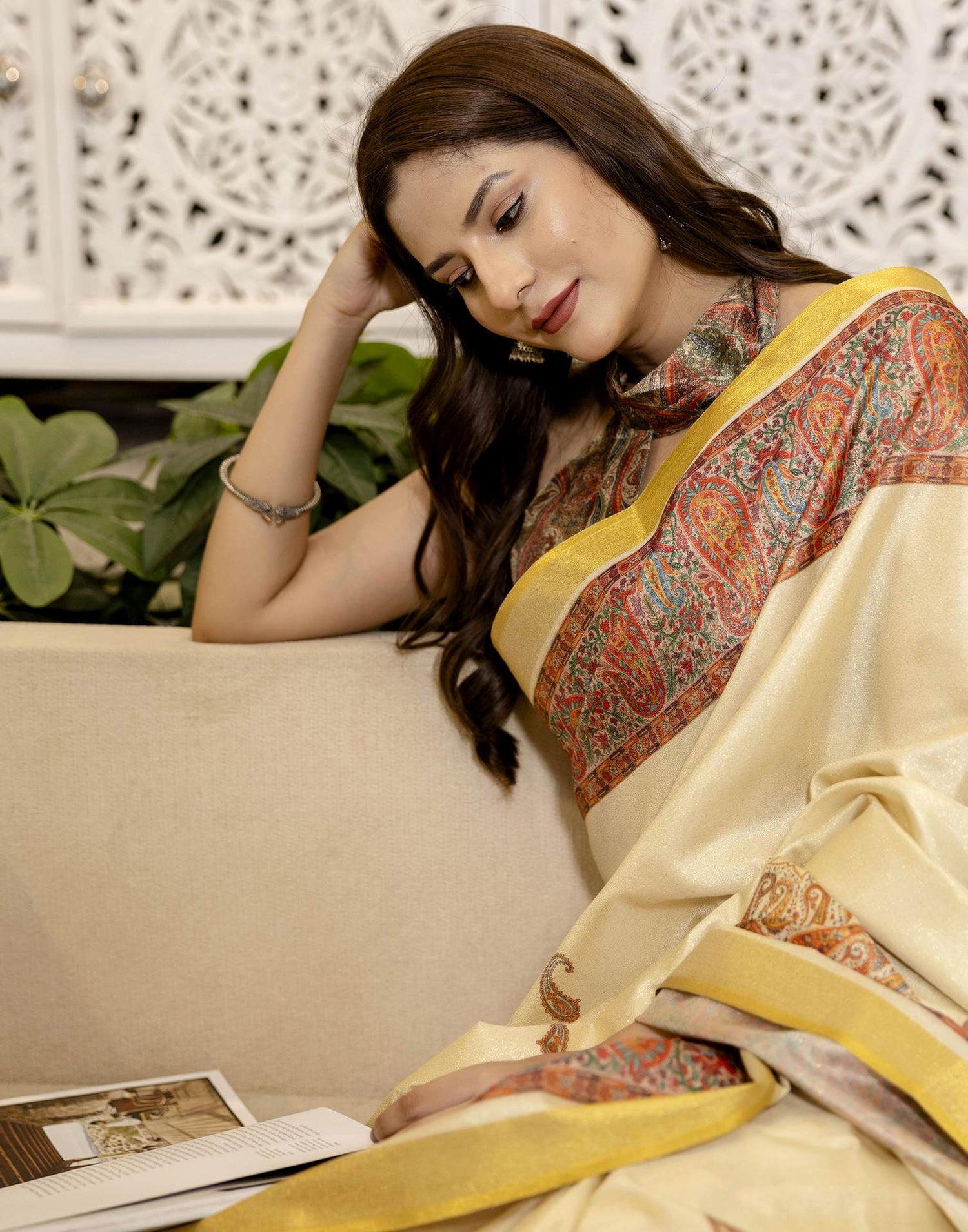Cream Shimmer Silk Printed Saree