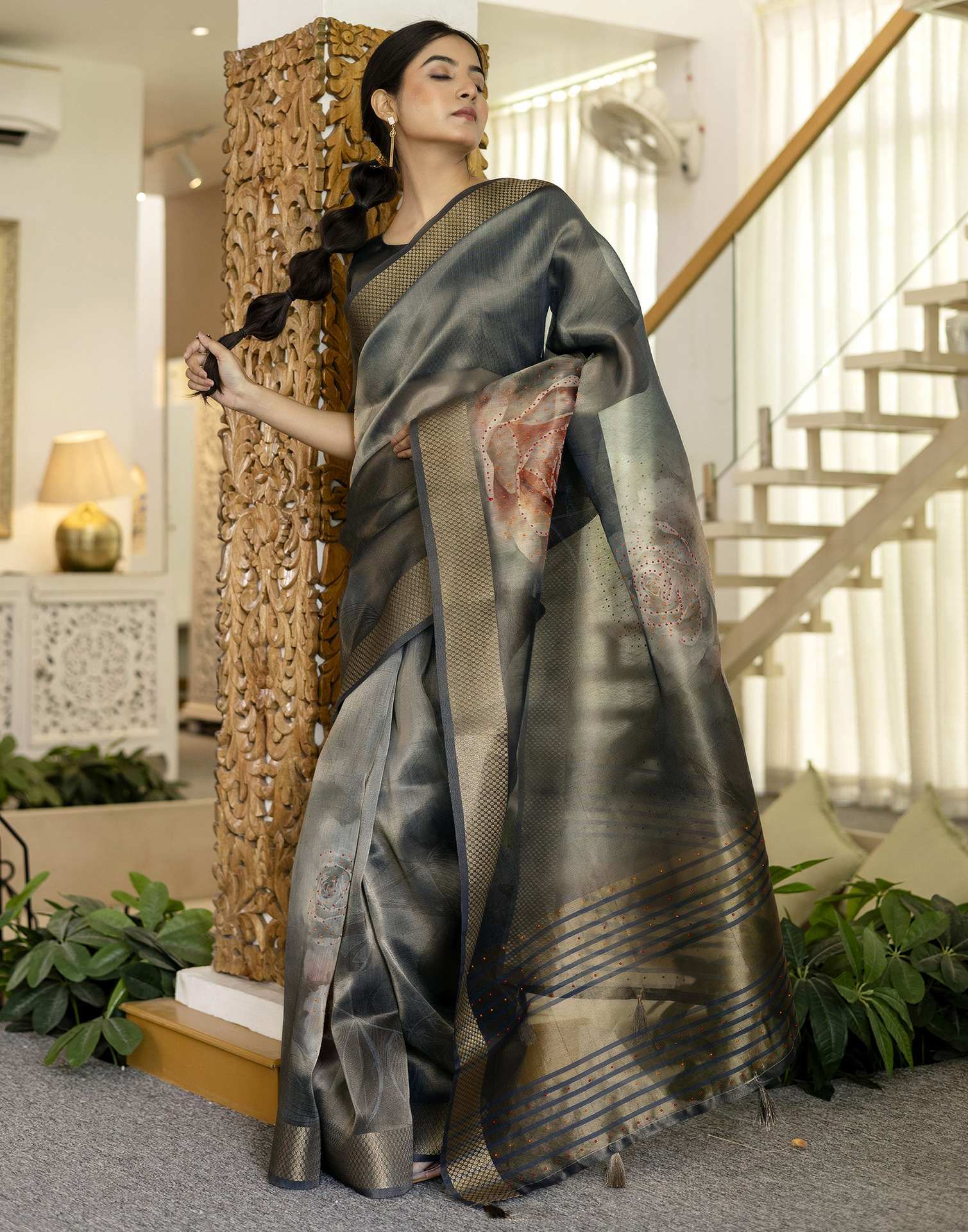 Grey Simmer Floral Printed Saree