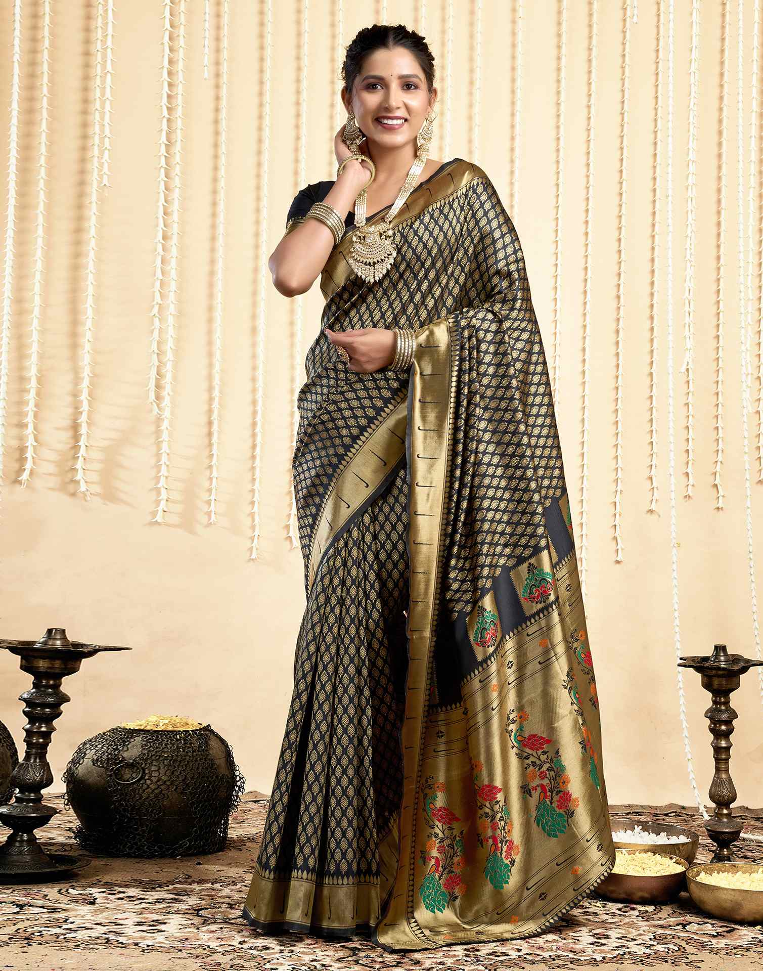 Black Silk Woven Paithani Saree