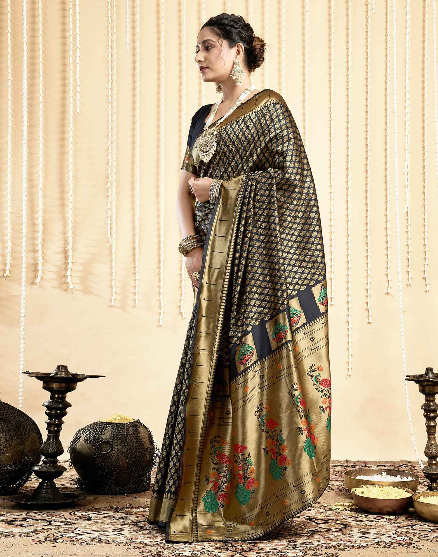 Black Silk Woven Paithani Saree