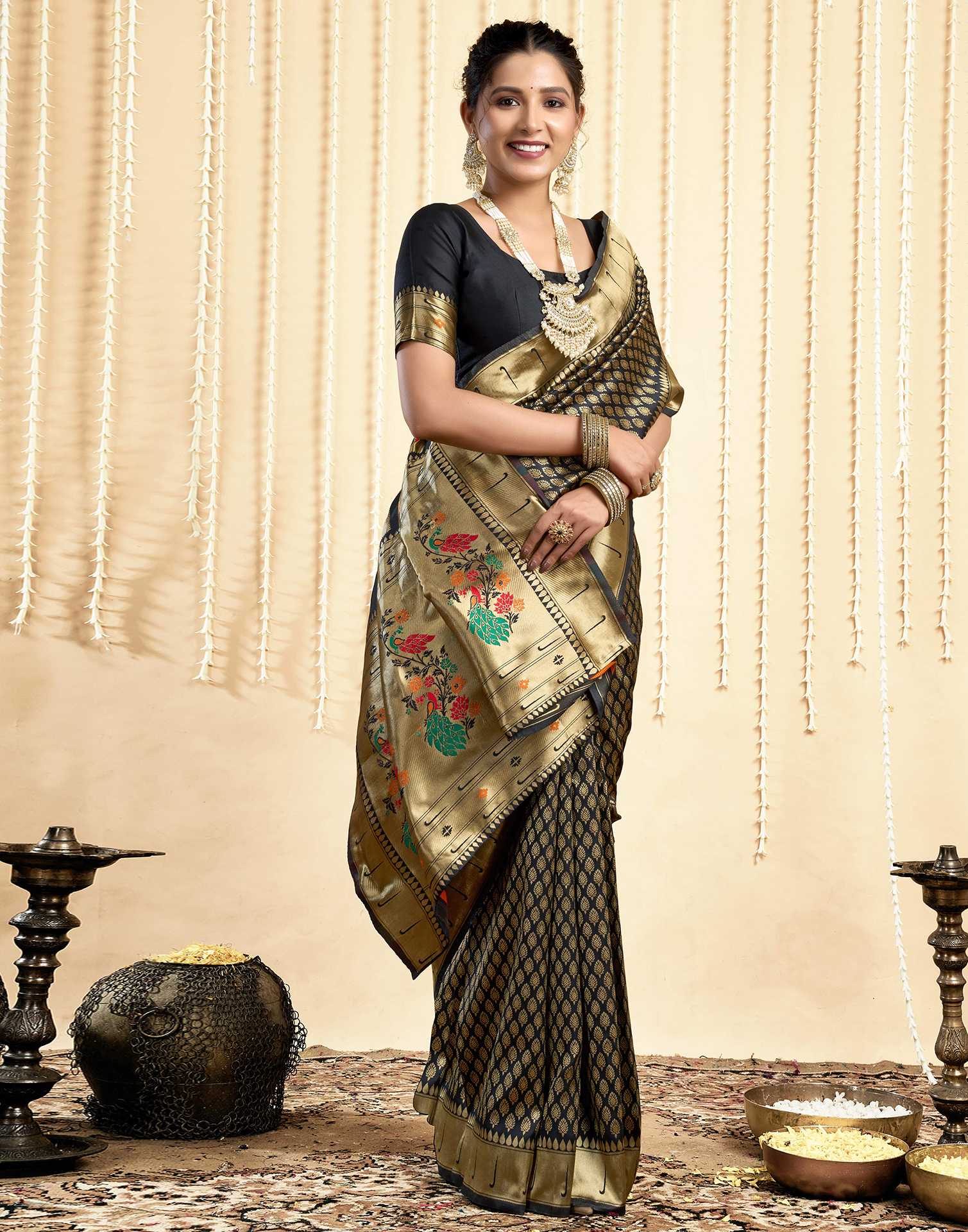 Black Silk Woven Paithani Saree