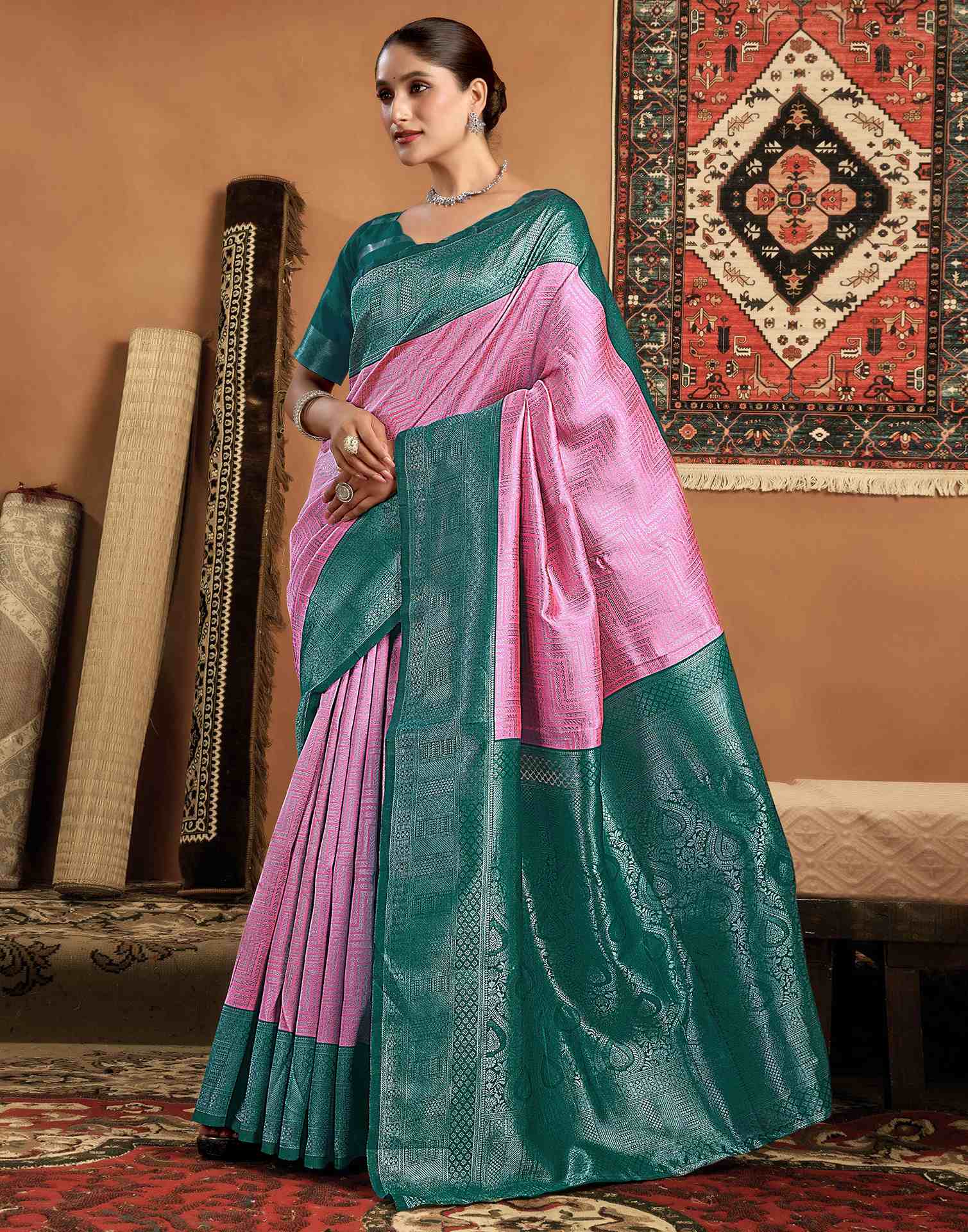 Pink Silk Woven Kanjivaram Saree