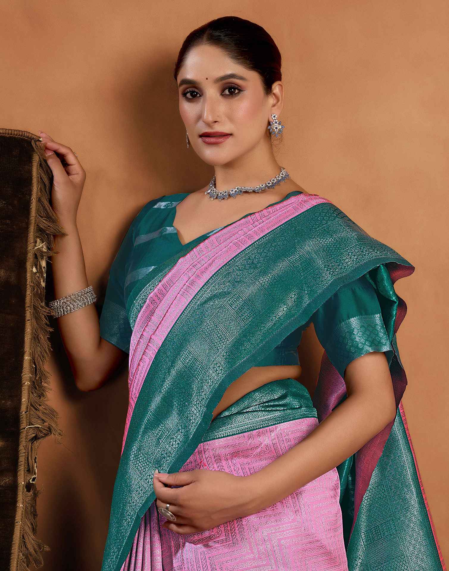 Pink Silk Woven Kanjivaram Saree
