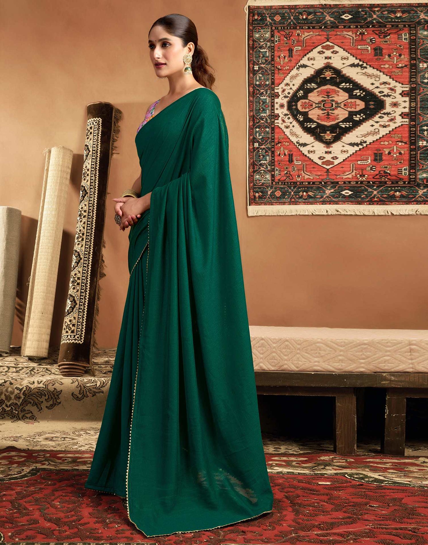 Green Vichitra Silk Lace Plain Saree