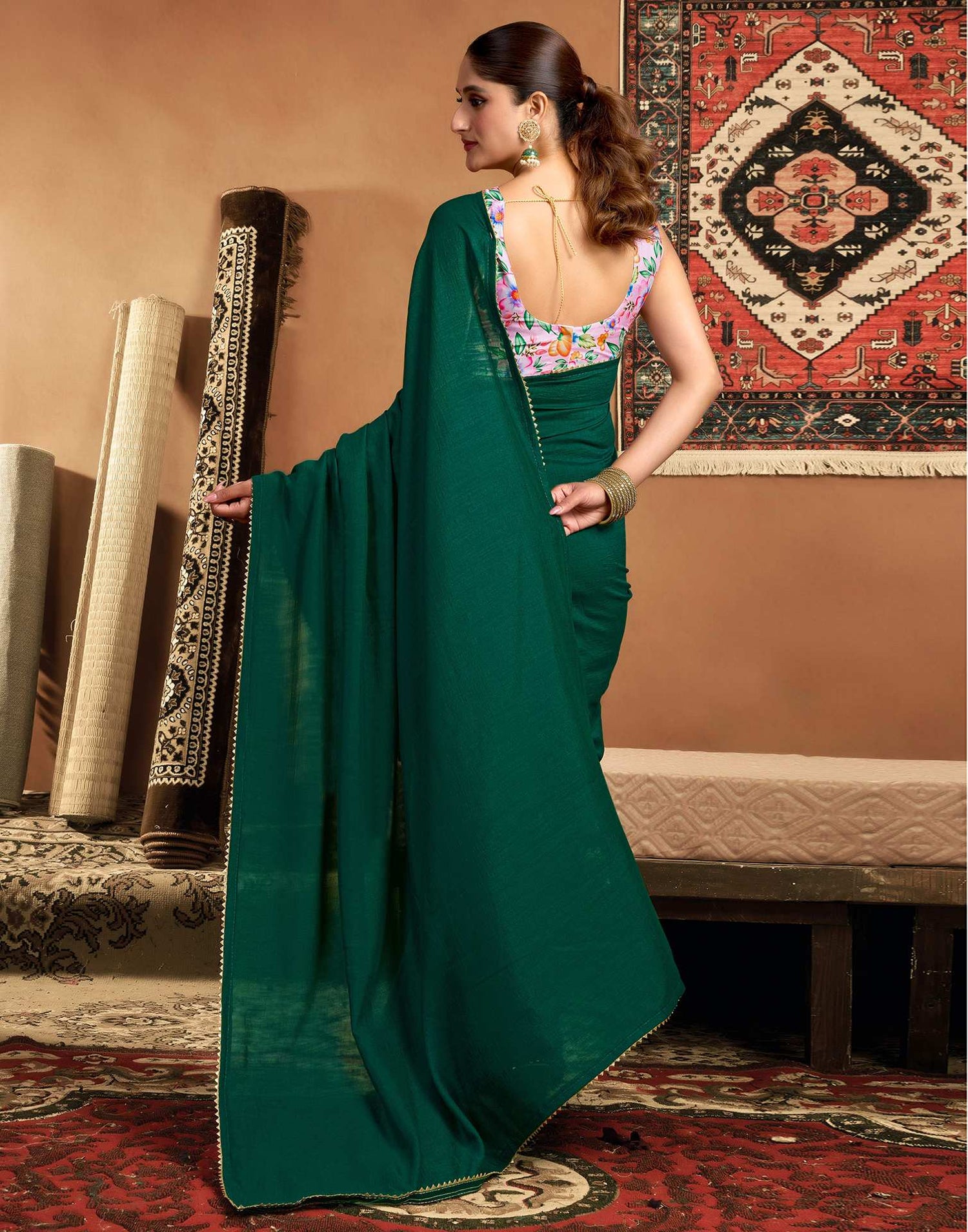 Green Vichitra Silk Lace Plain Saree