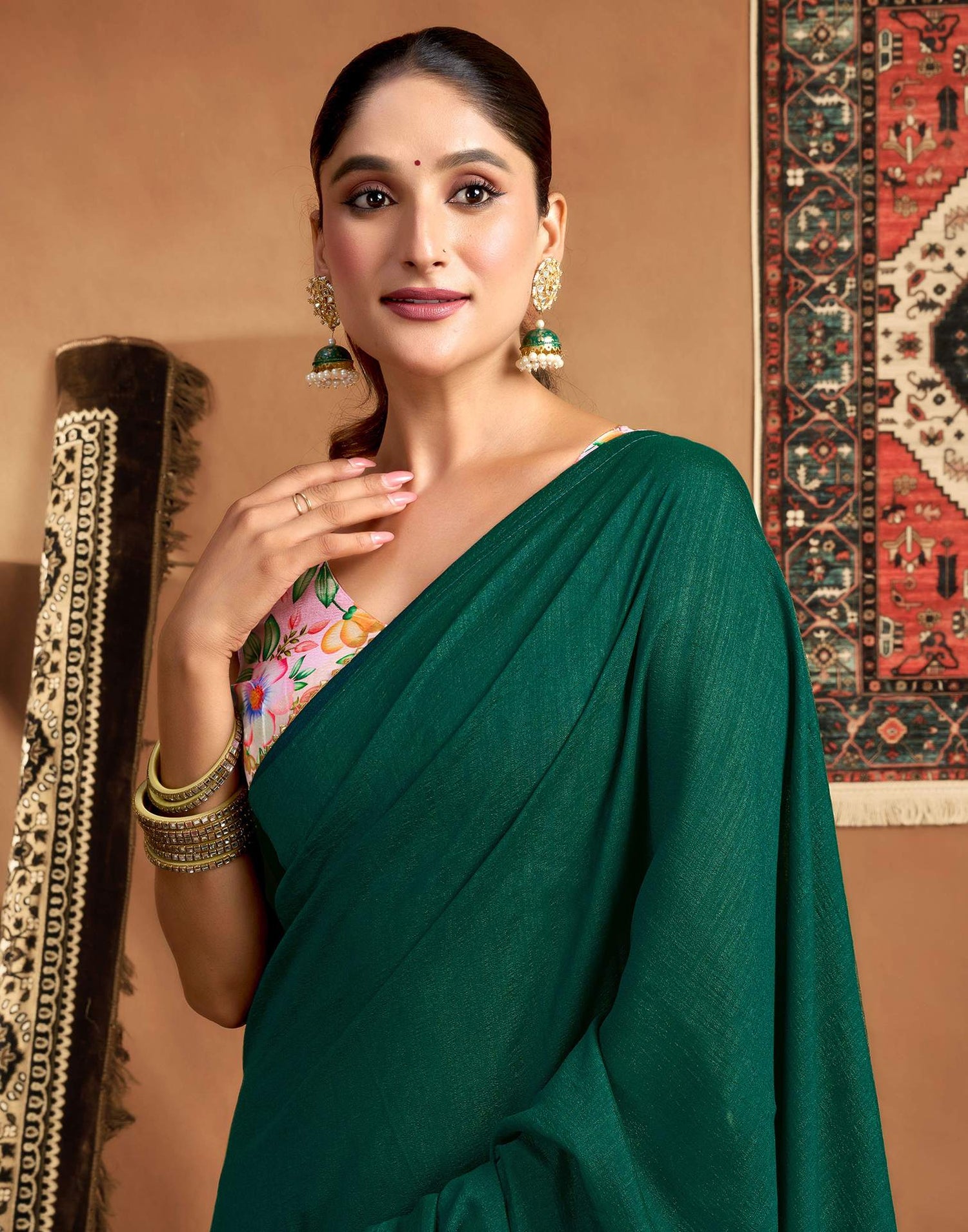 Green Vichitra Silk Lace Plain Saree