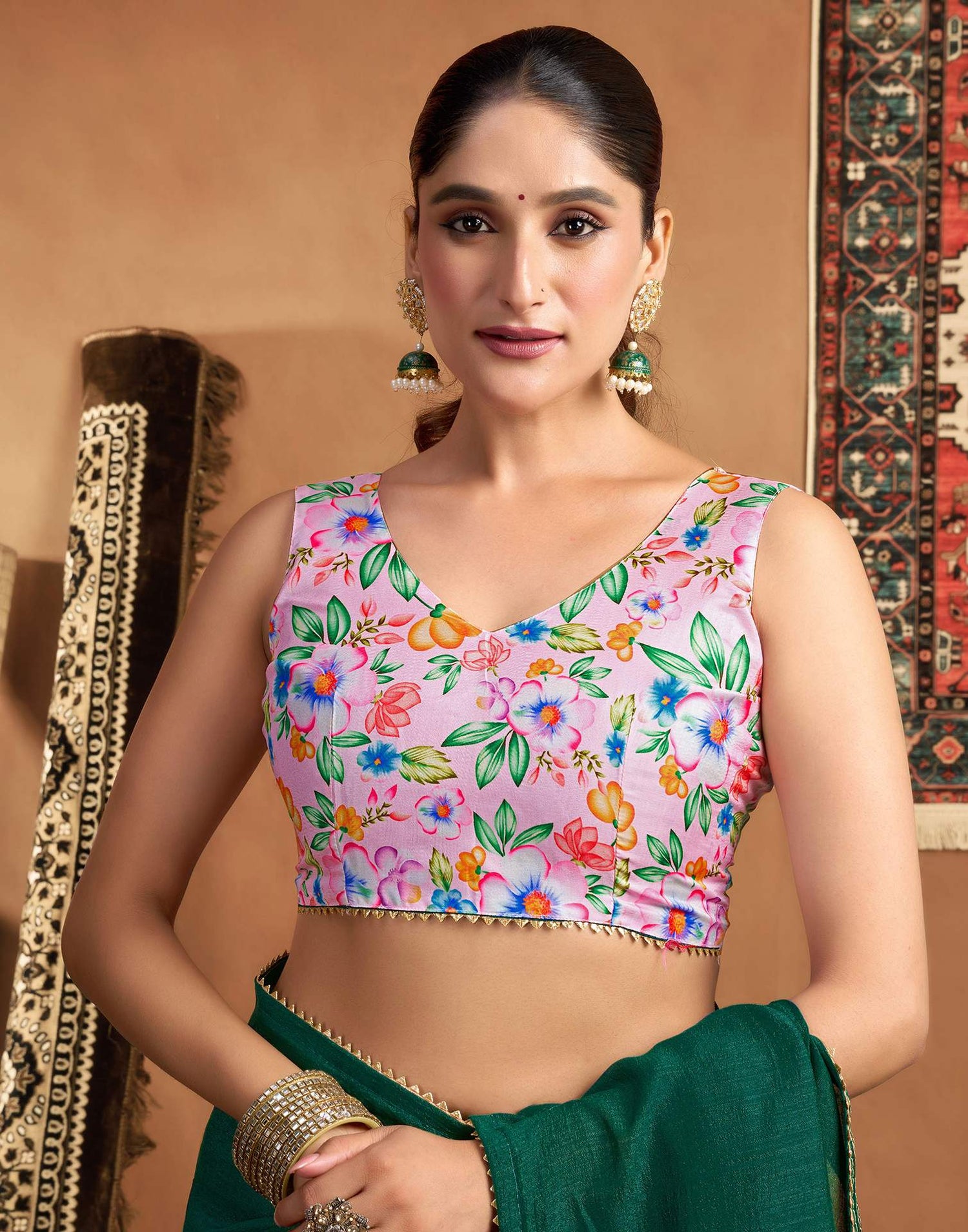 Green Vichitra Silk Lace Plain Saree