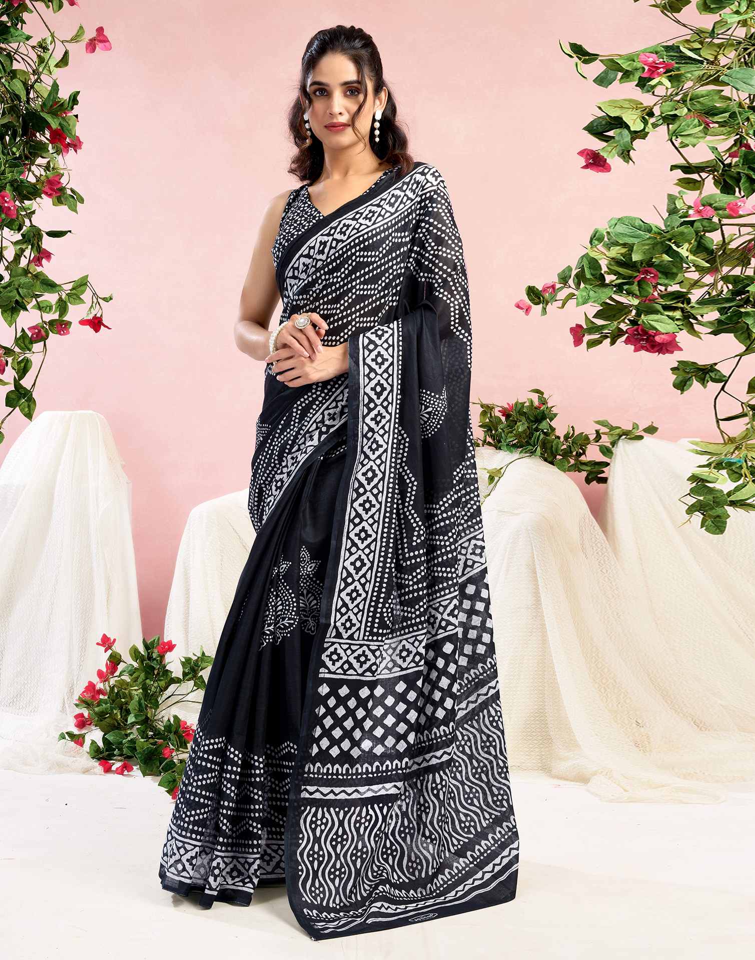 Black Cotton Printed Saree