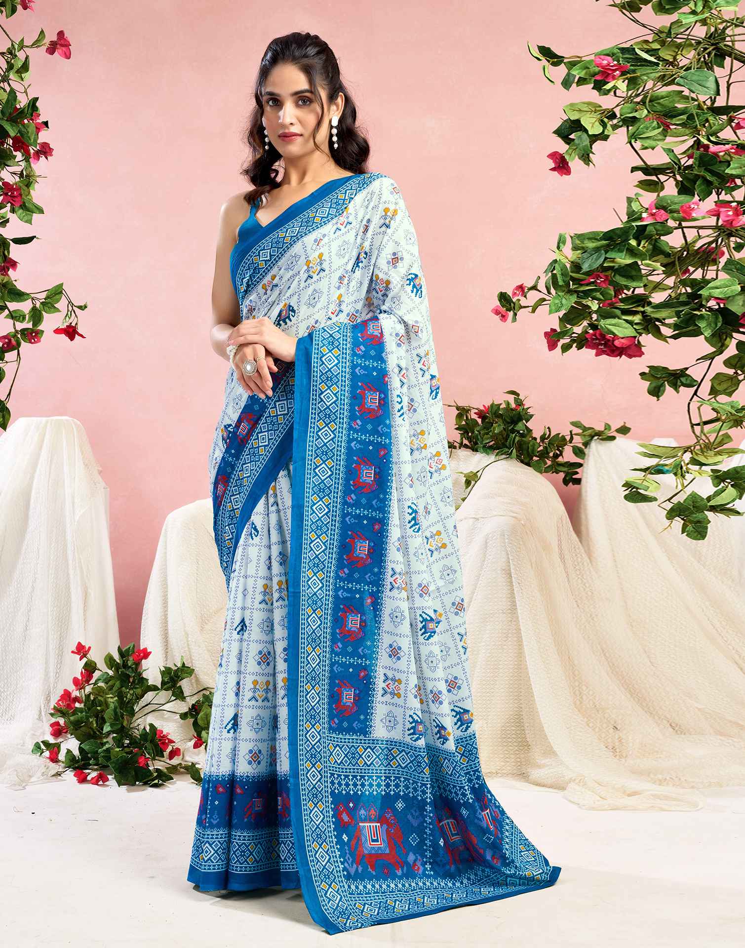 White Cotton Printed Saree