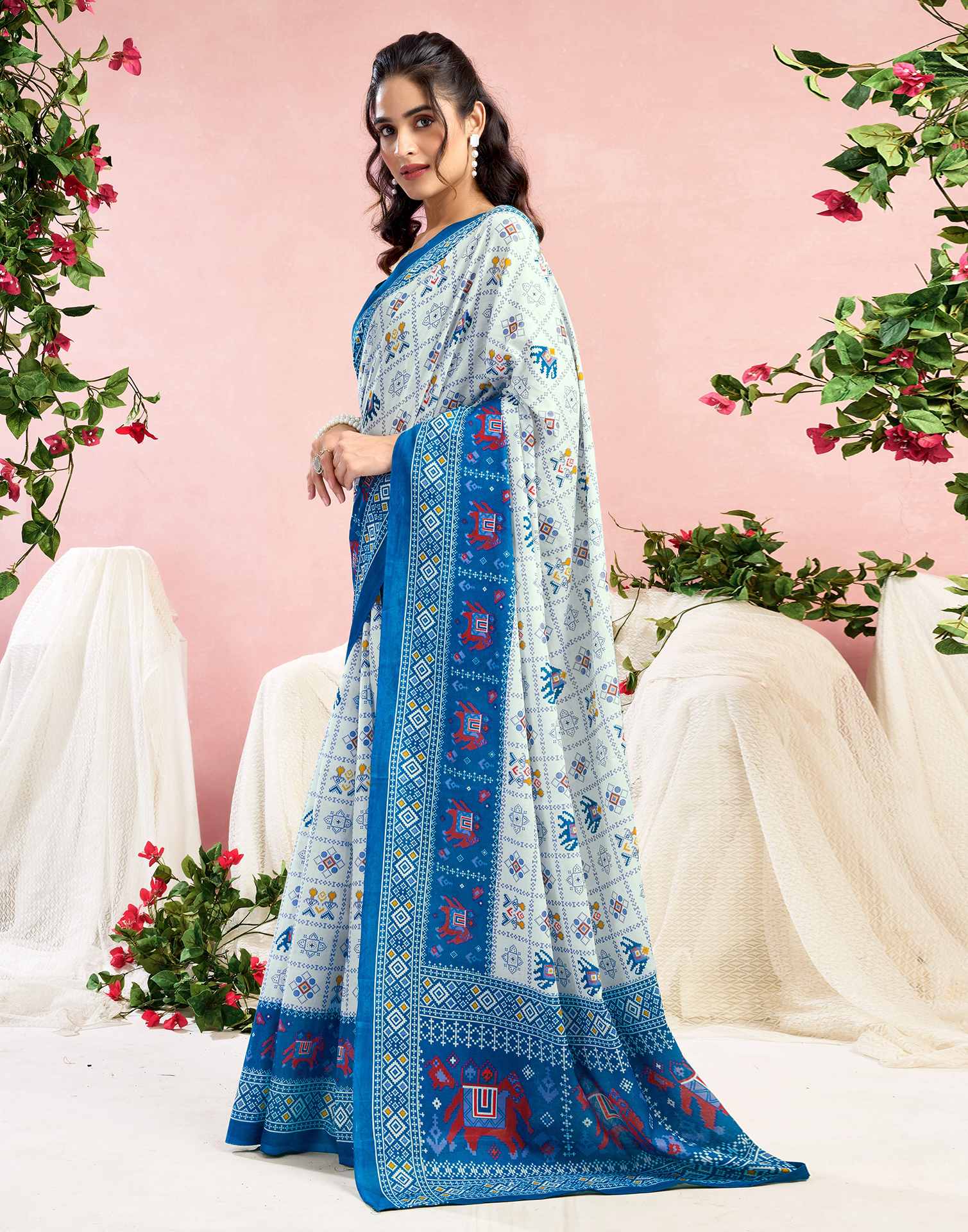 White Cotton Printed Saree