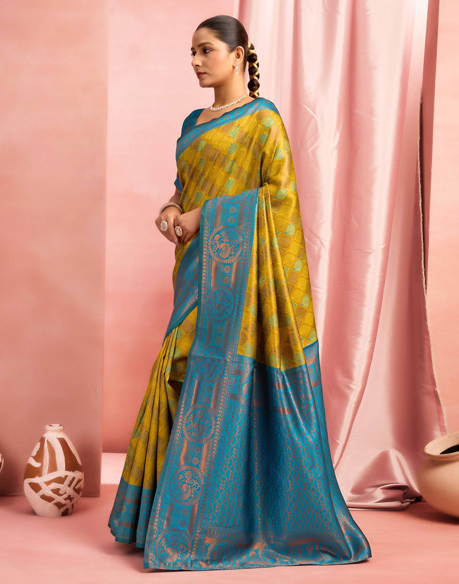 Mehandi Green Silk Woven Saree