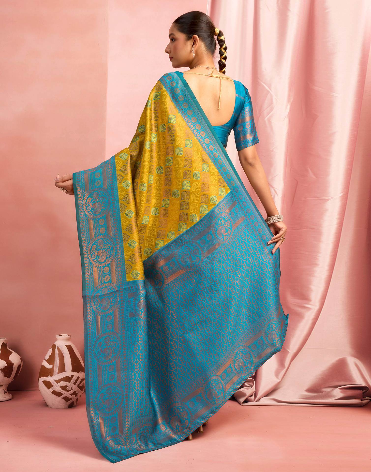 Mehandi Green Silk Woven Saree