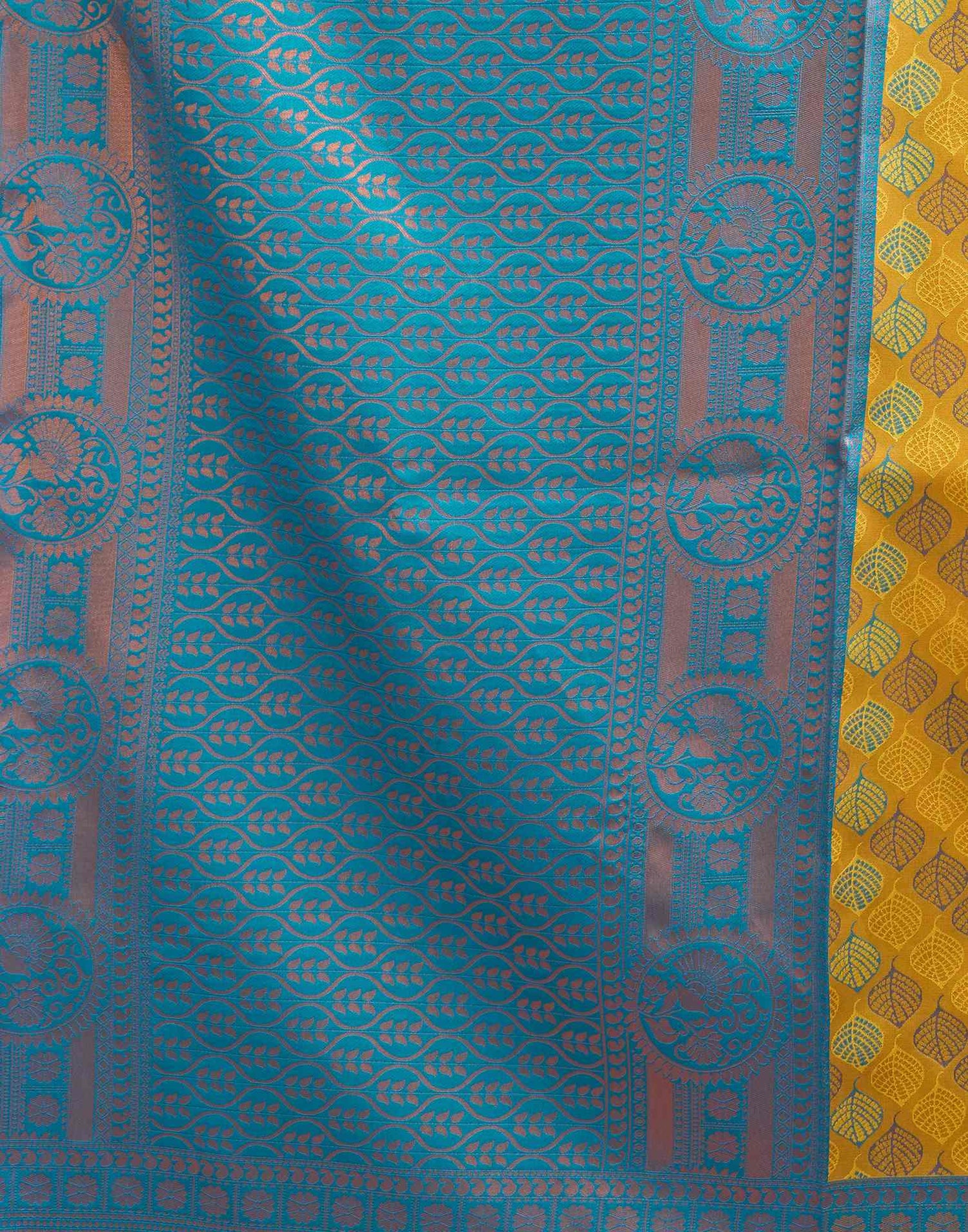 Mehandi Green Silk Woven Saree