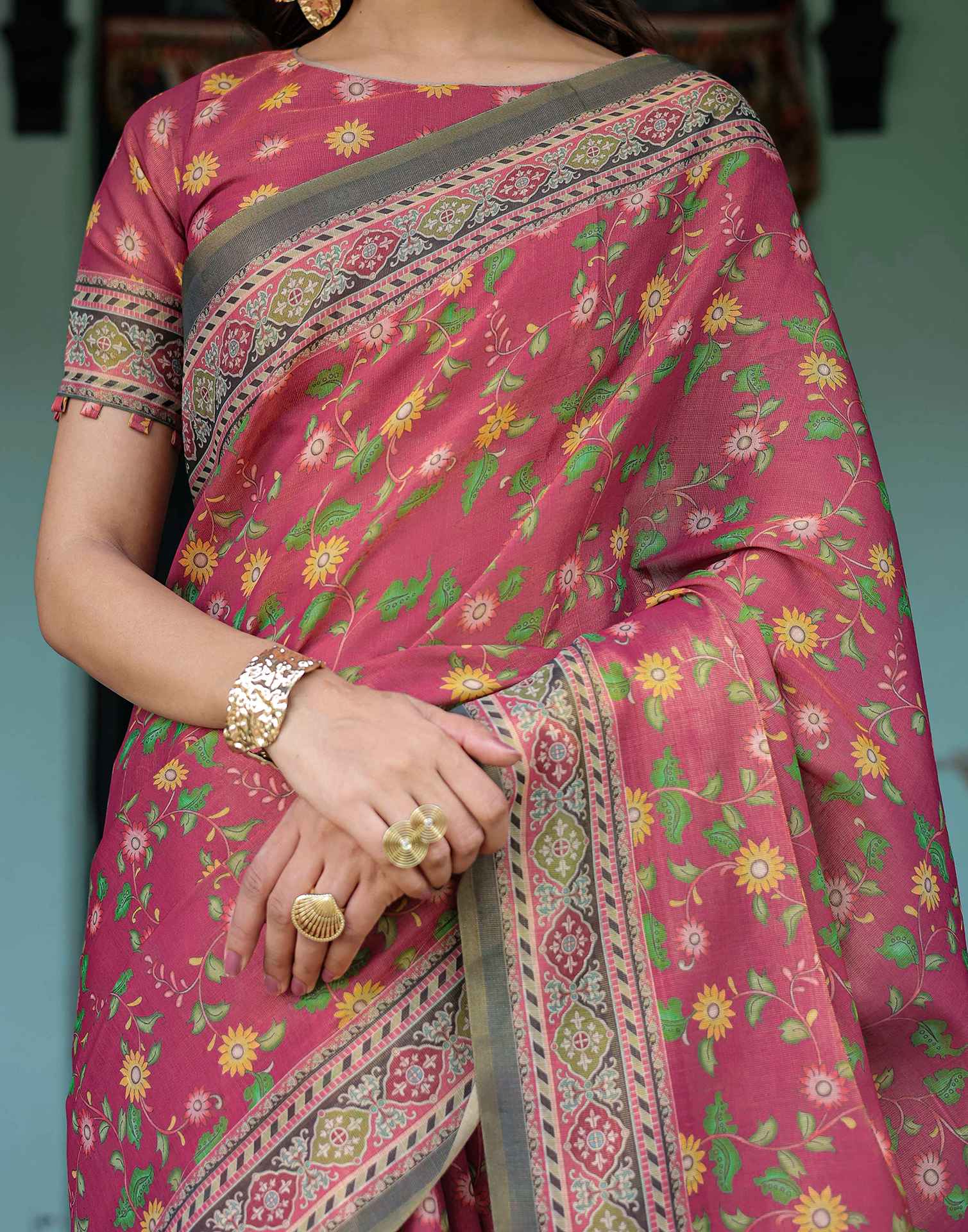 Dusty Rose Pink Shimmer Silk Printed Saree