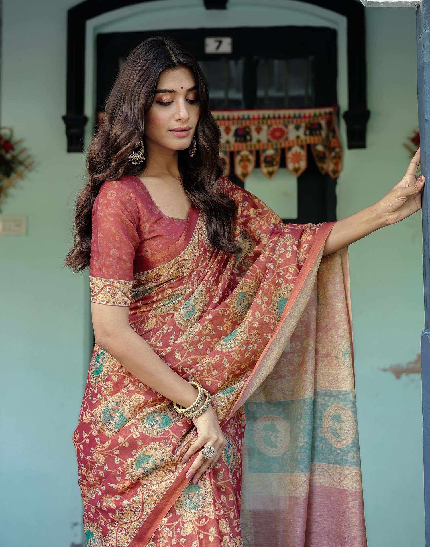 Coral Red Shimmer Silk Printed Saree