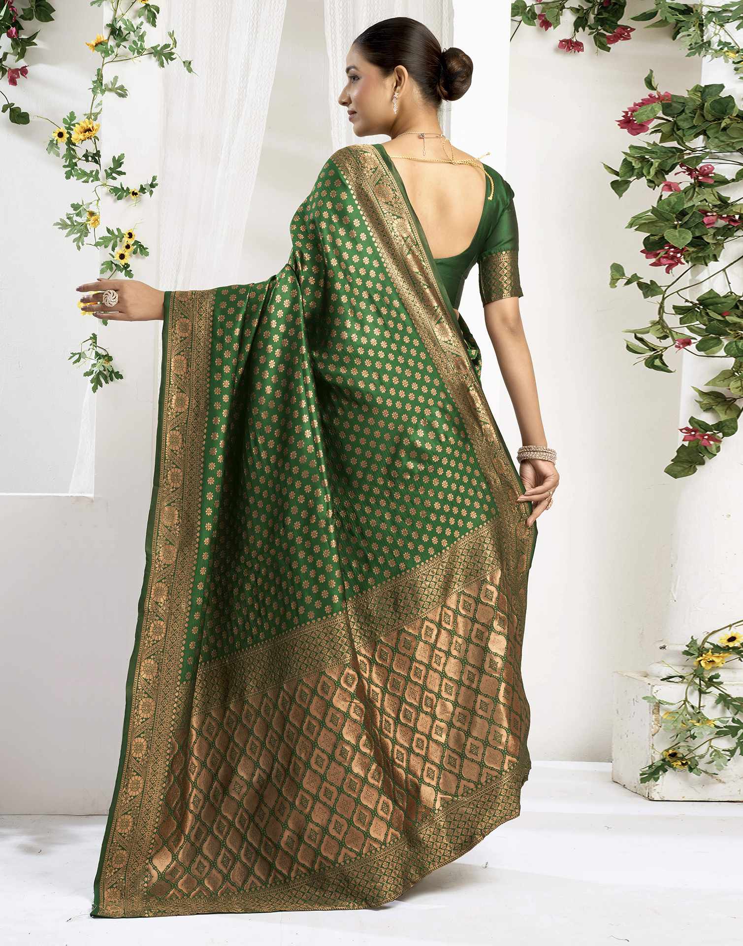 Royal Green Silk Woven Banarasi Saree
